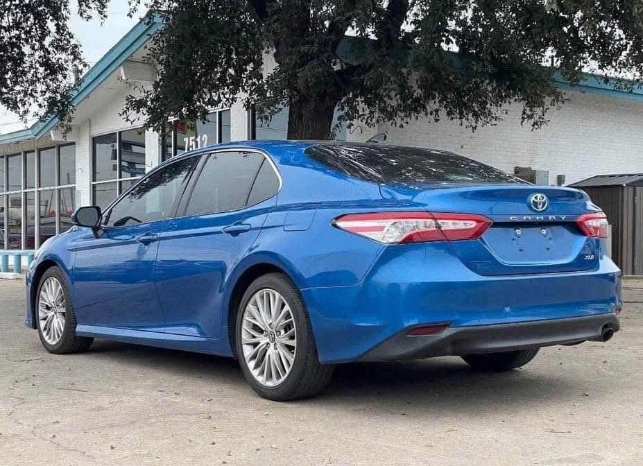 Toyota Camry • XLE 2019