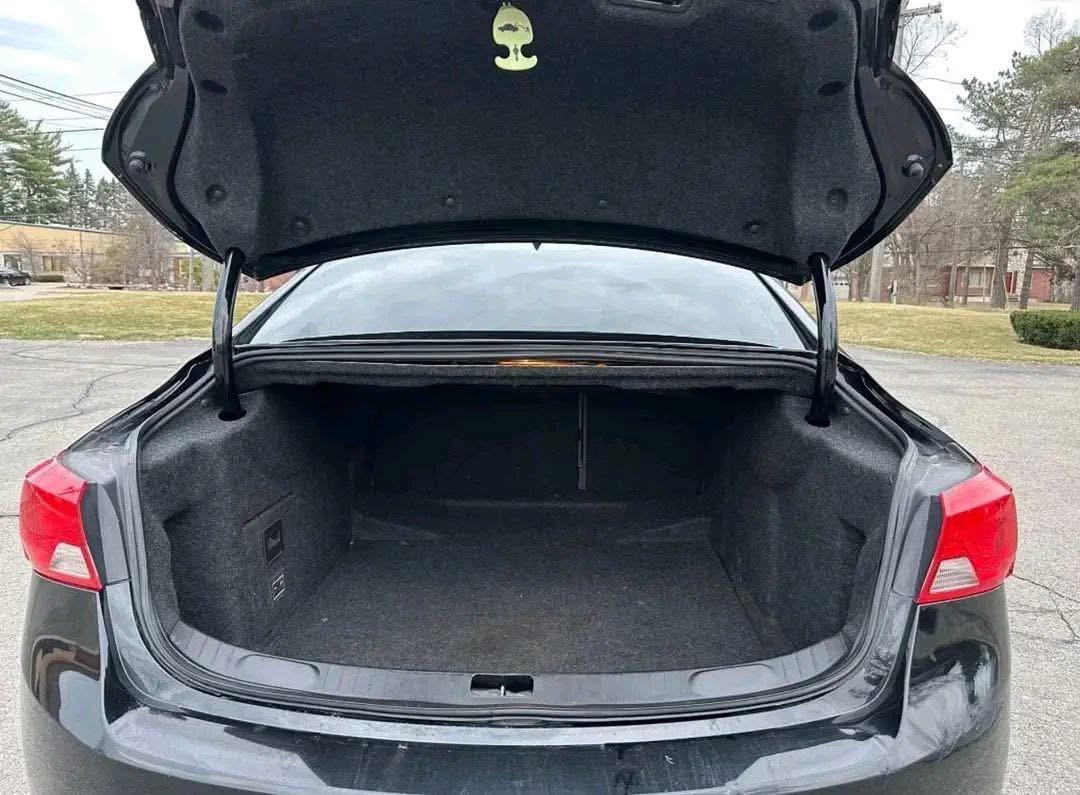 CHEVROLET Impala LT 2019