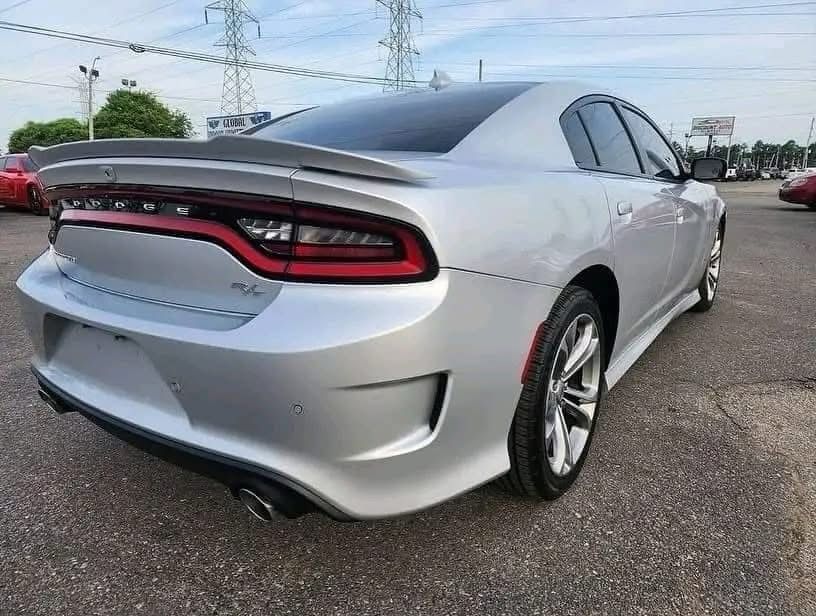 Dodge Charger 2021