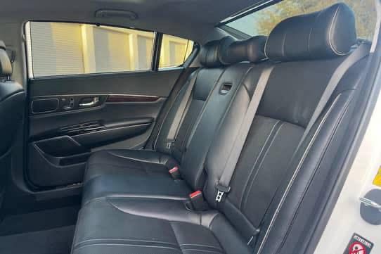 Kia K900 Luxury 2015