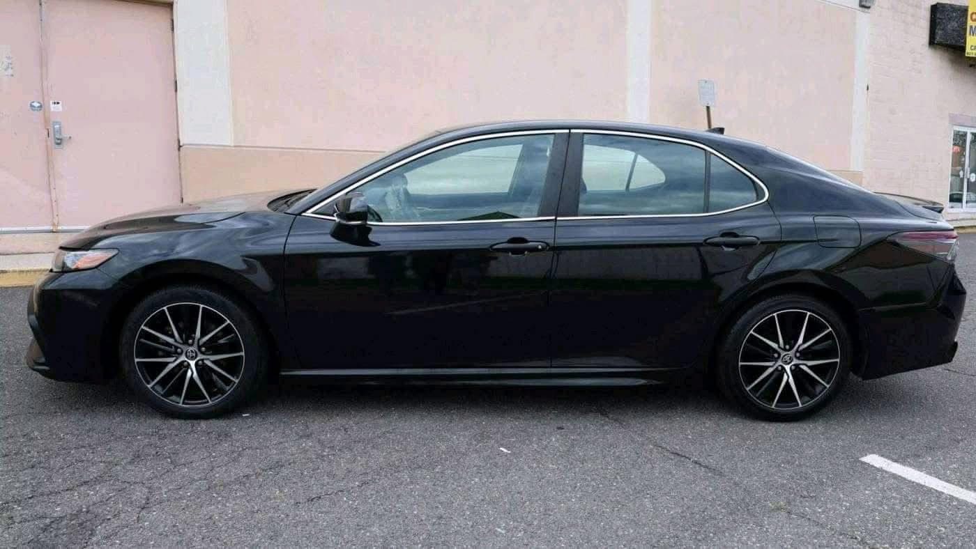 2022 Toyota Camry SE Automatic FWD