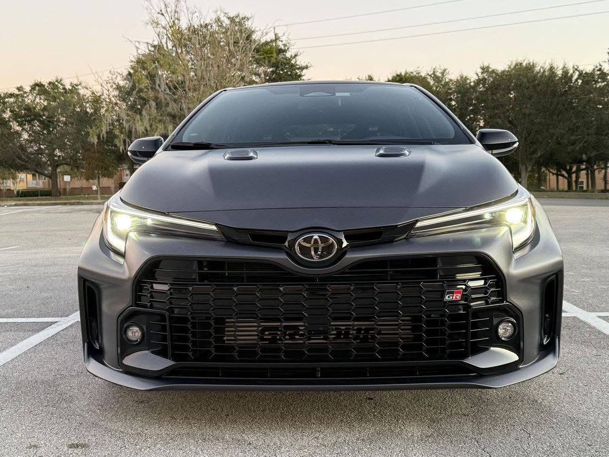 2023 Toyota Corolla Hatchback 