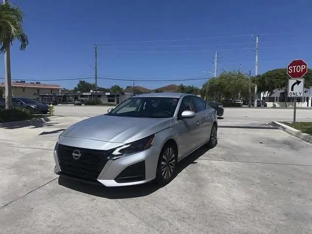 2023 Nissan Altima 2.5 SV