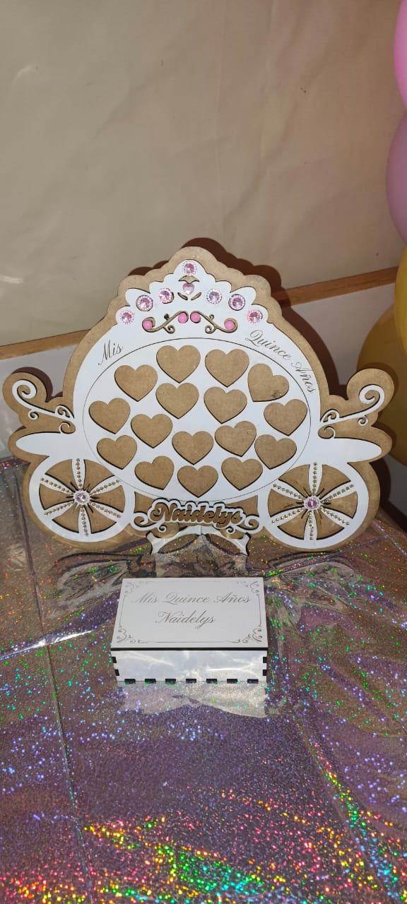 Carruaje de deseos de Corazones
