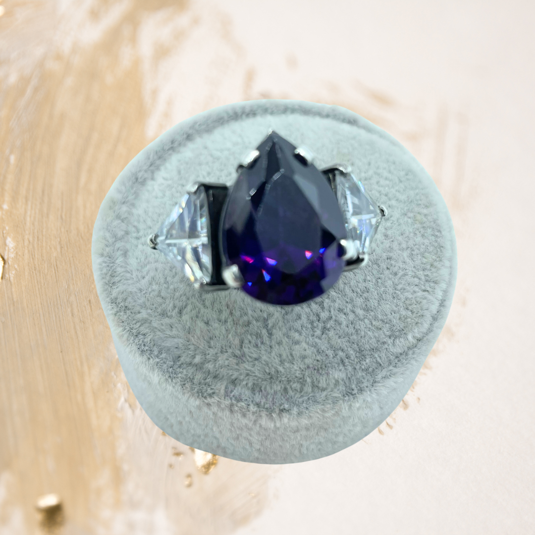 Anel prata 950 com ônix e diamante