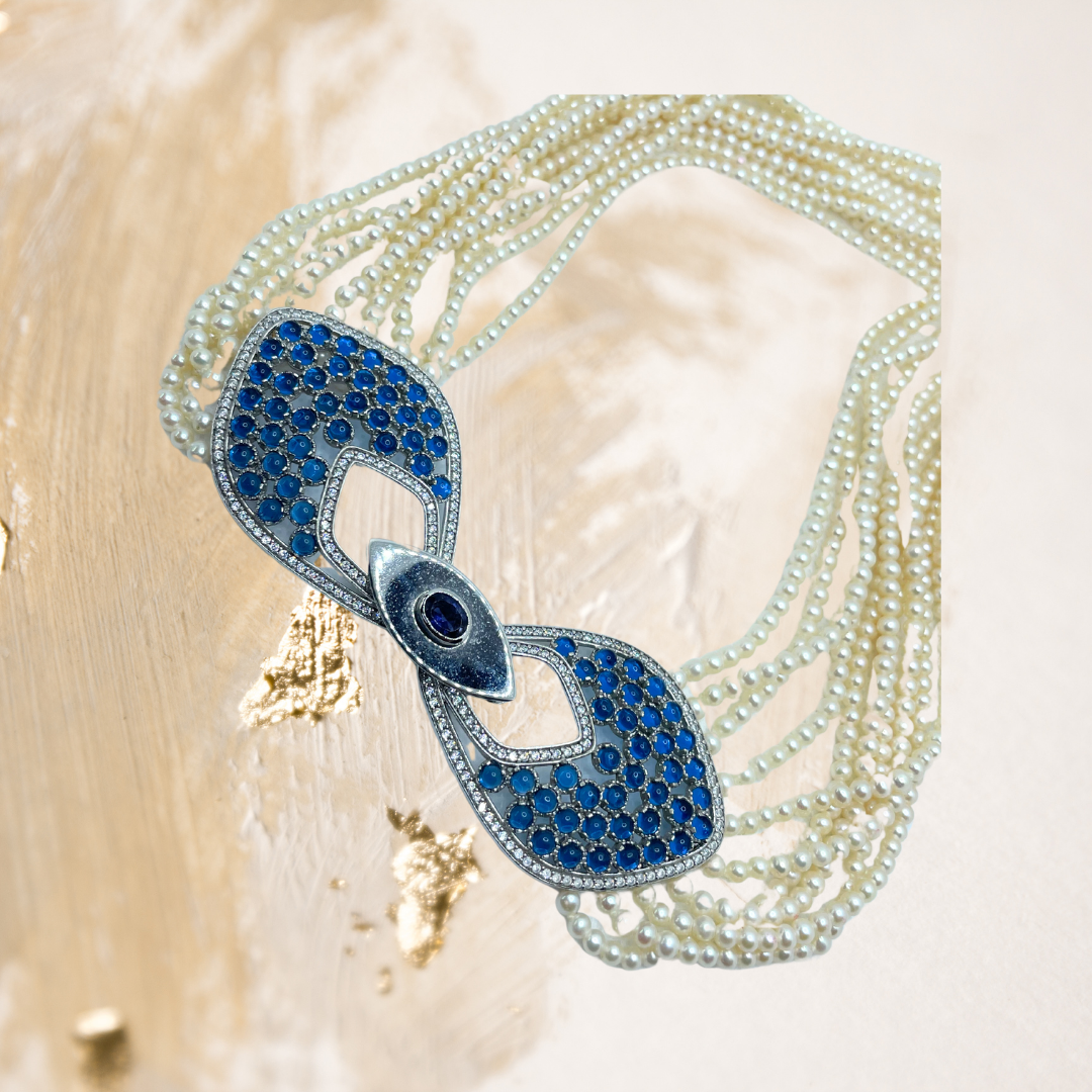 Colar pérolas, prata 950 com banho de ródio, diamantes e safiras