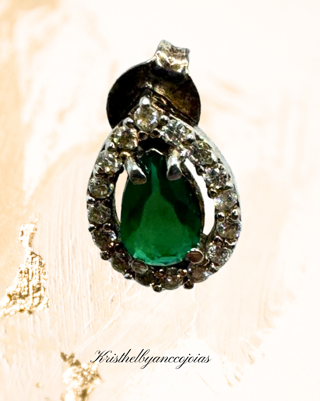 Brincos Topázio Verde & Zircônia  Brilho em Harmonia