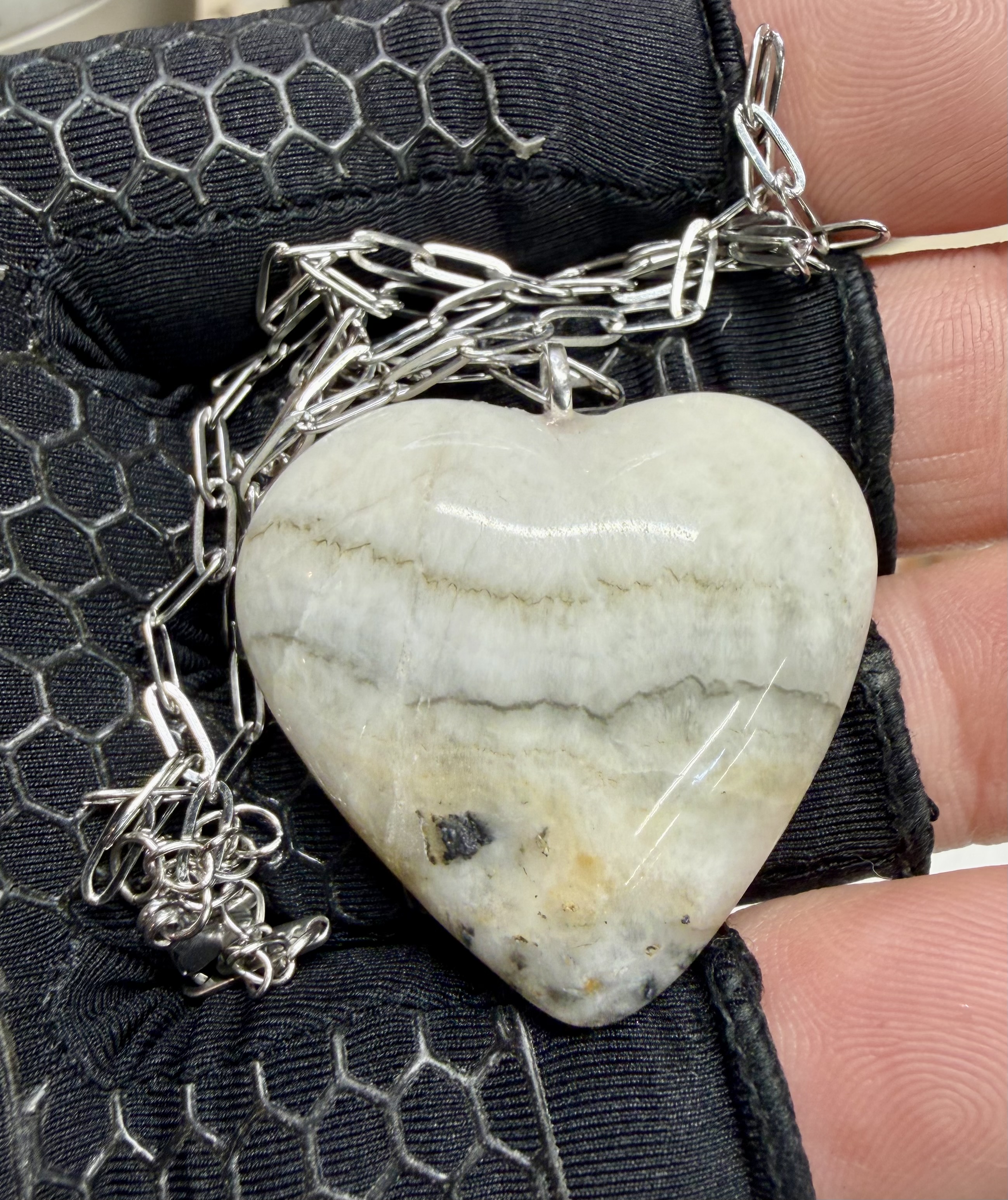 Heart-Shaped Stone Pendant Necklace