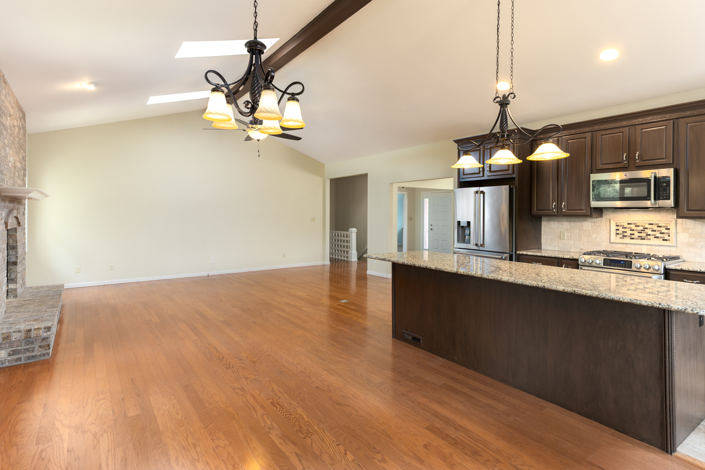 Virtual Staging - Hand selected Interior Design Elements