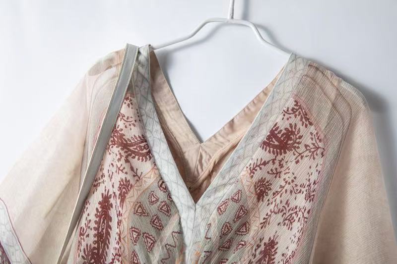 Silk mulberry silk dress V-neck printed foreign temperament vacation long dress alone