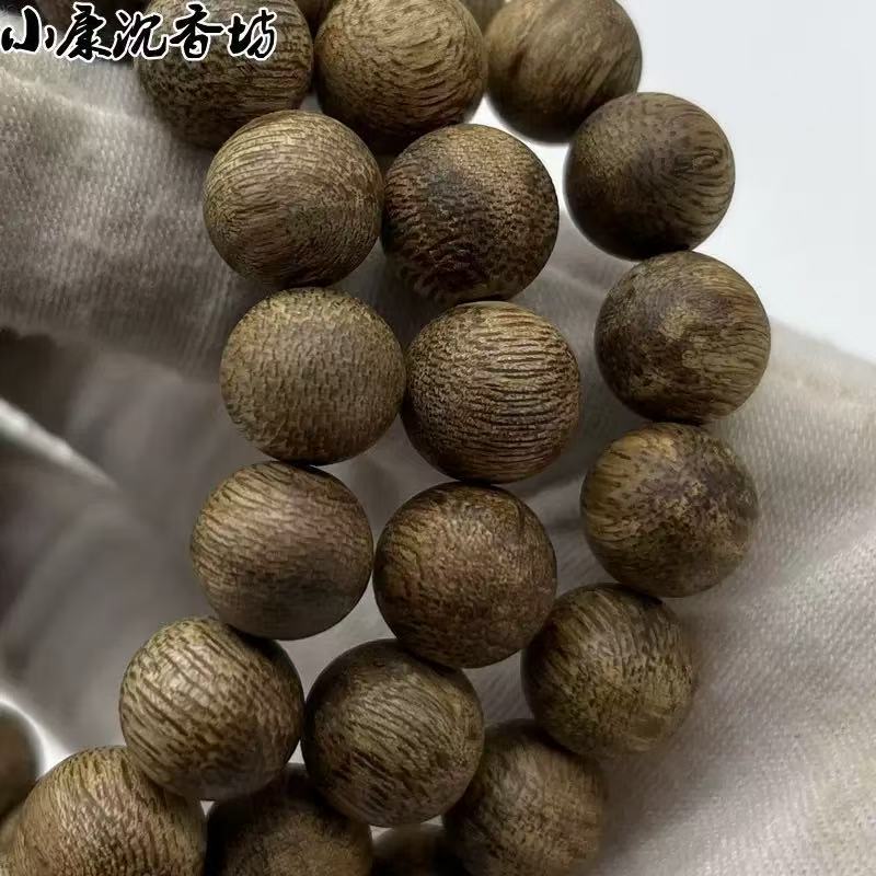 Hainan Yingge hair natural incense green heather Buddha beads random rosary models hand old material log strings