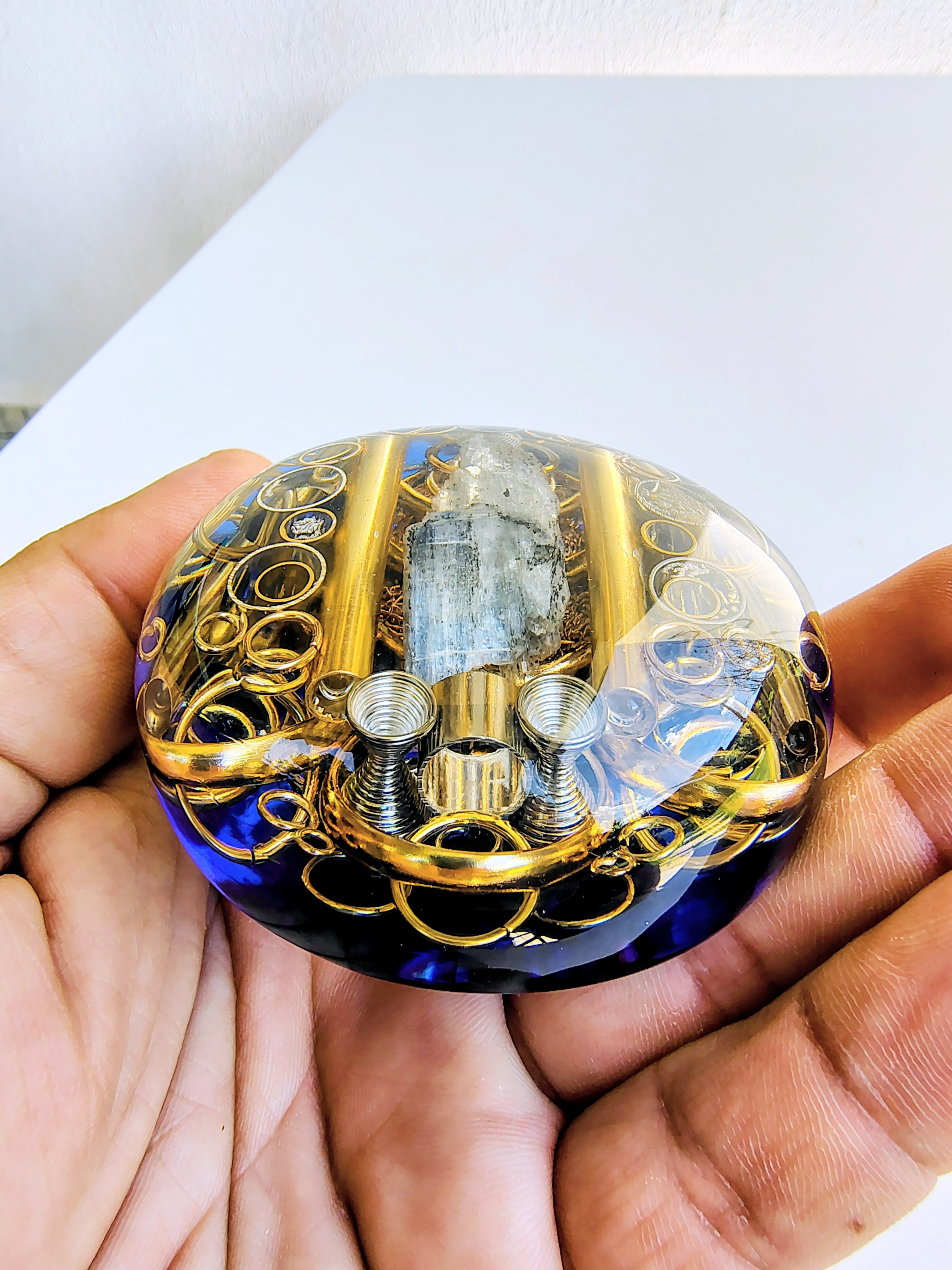 SIRIUS HEMISPHERE | Meia esfera São Miguel: Blindagem Portátil e Integridade de Campo