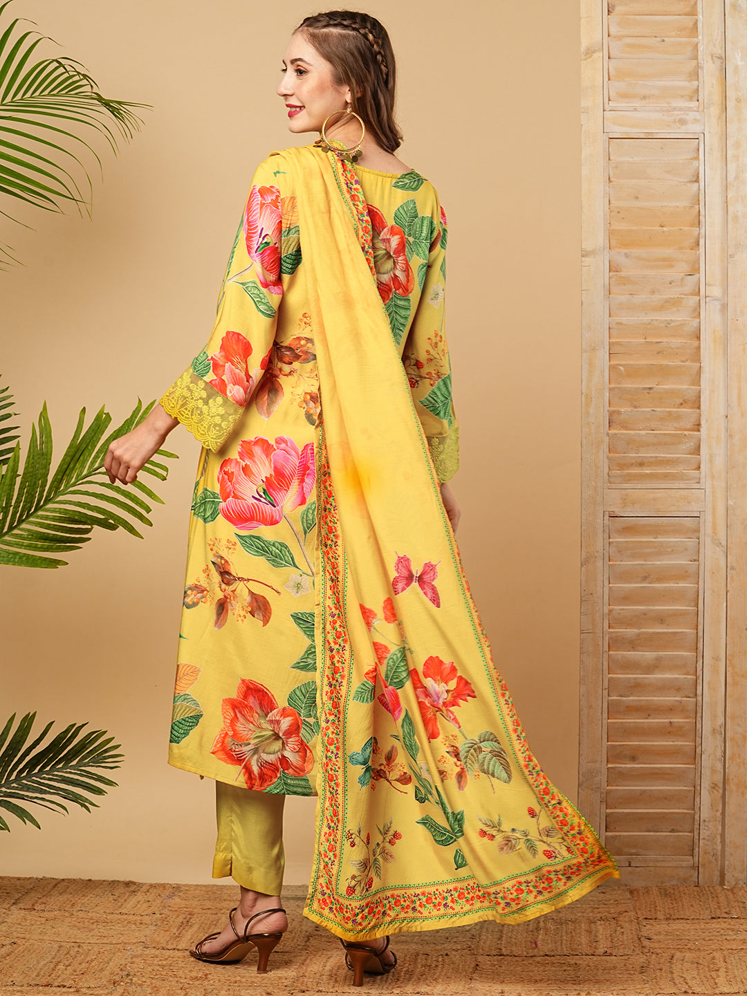 Yellow Floral Printed Salwar Kameez Set