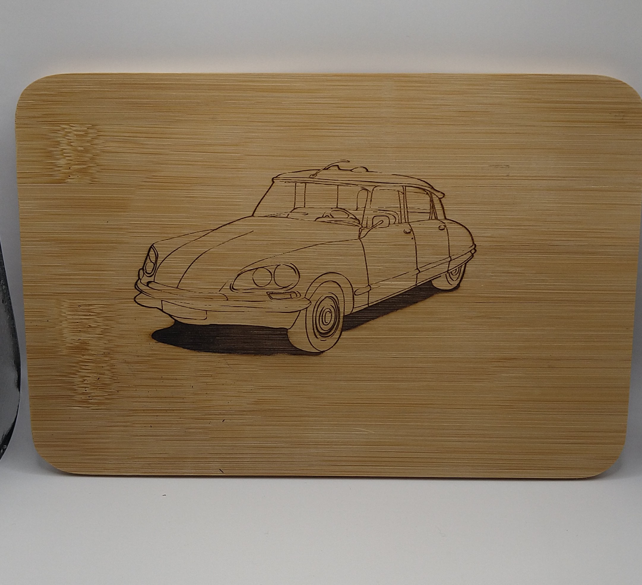 Planche à découper en bois ou décorative