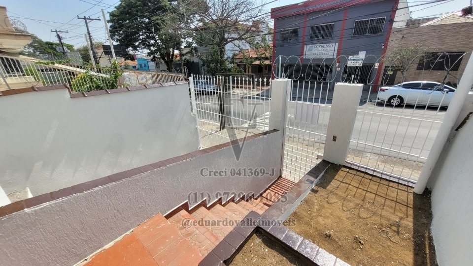 Sobrado 2 Dormitórios no Centro da Penha, 1 vaga de garagem