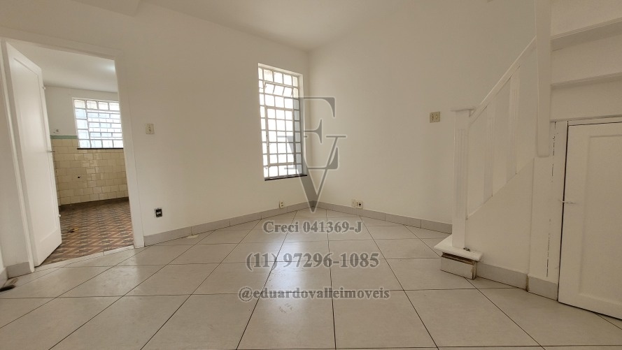 Sobrado 2 Dormitórios no Centro da Penha, 1 vaga de garagem