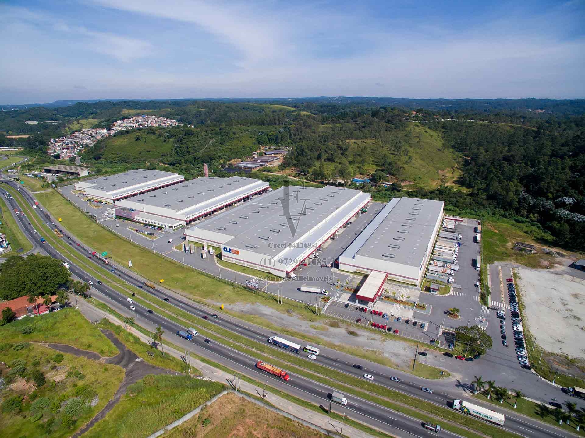 Galpão com 2.463 m² - Embu das Artes