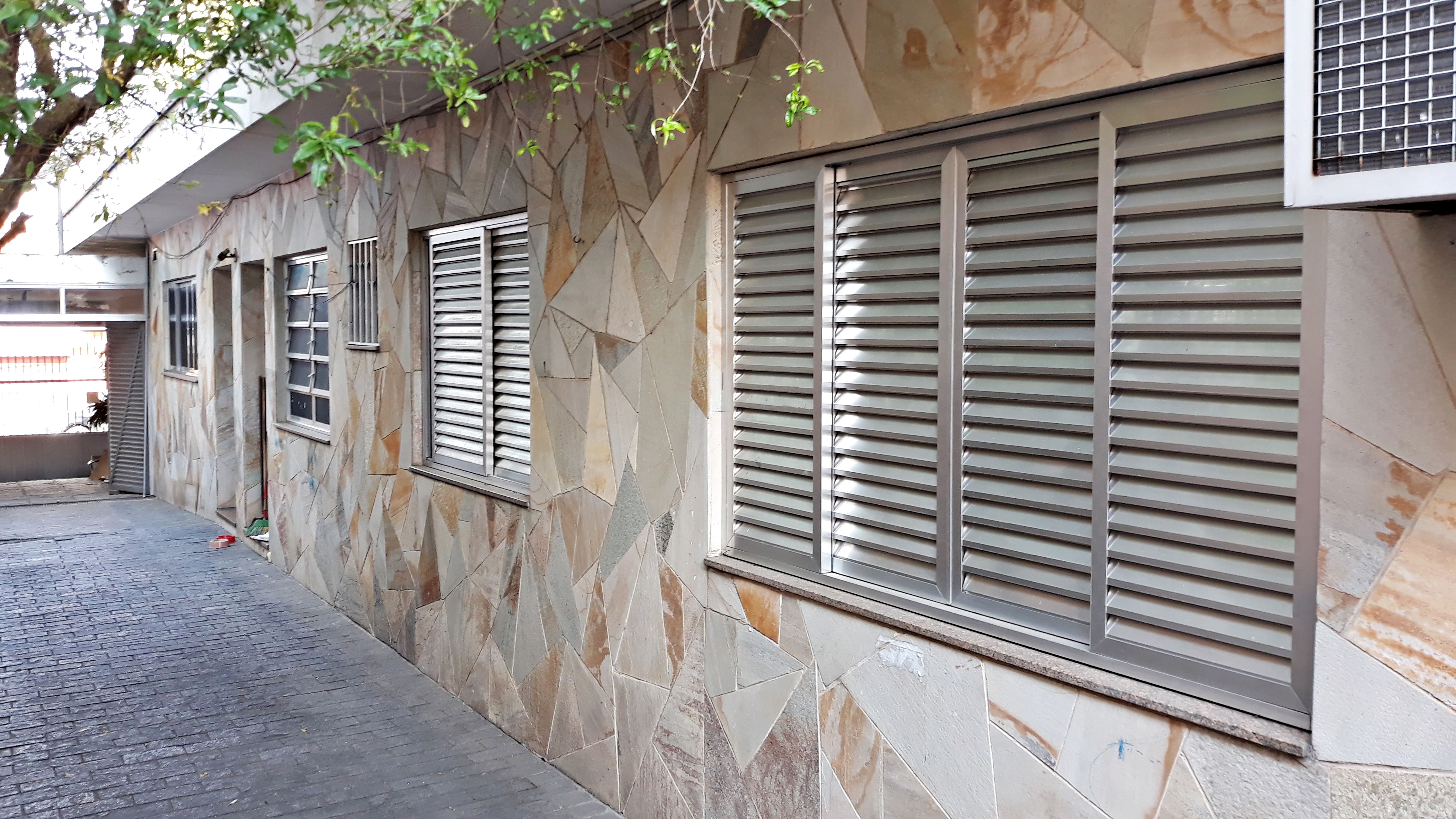 Casa Térrea na Penha - Excelente Local