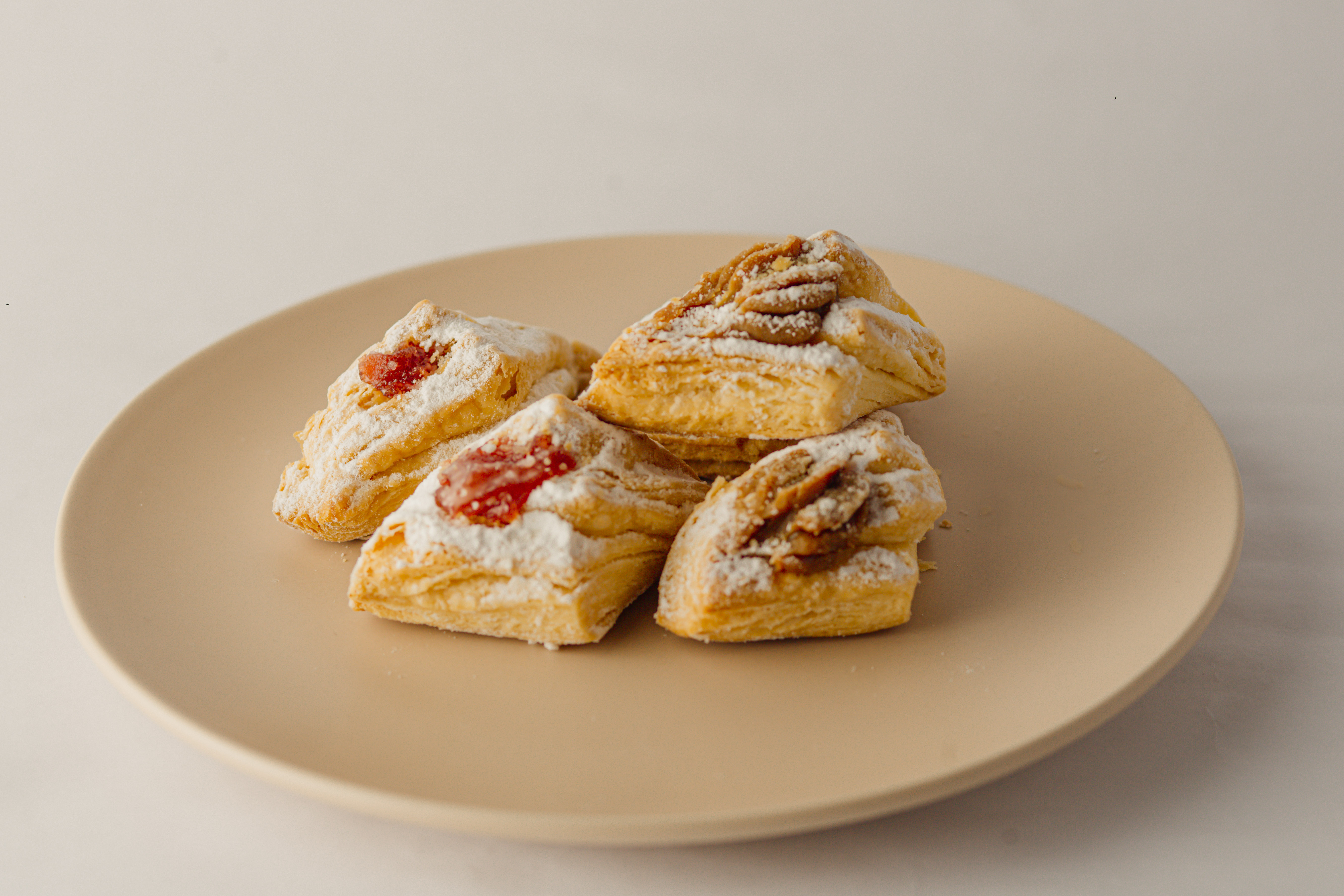 PASTELITOS DE DDL Y MEMRILLO