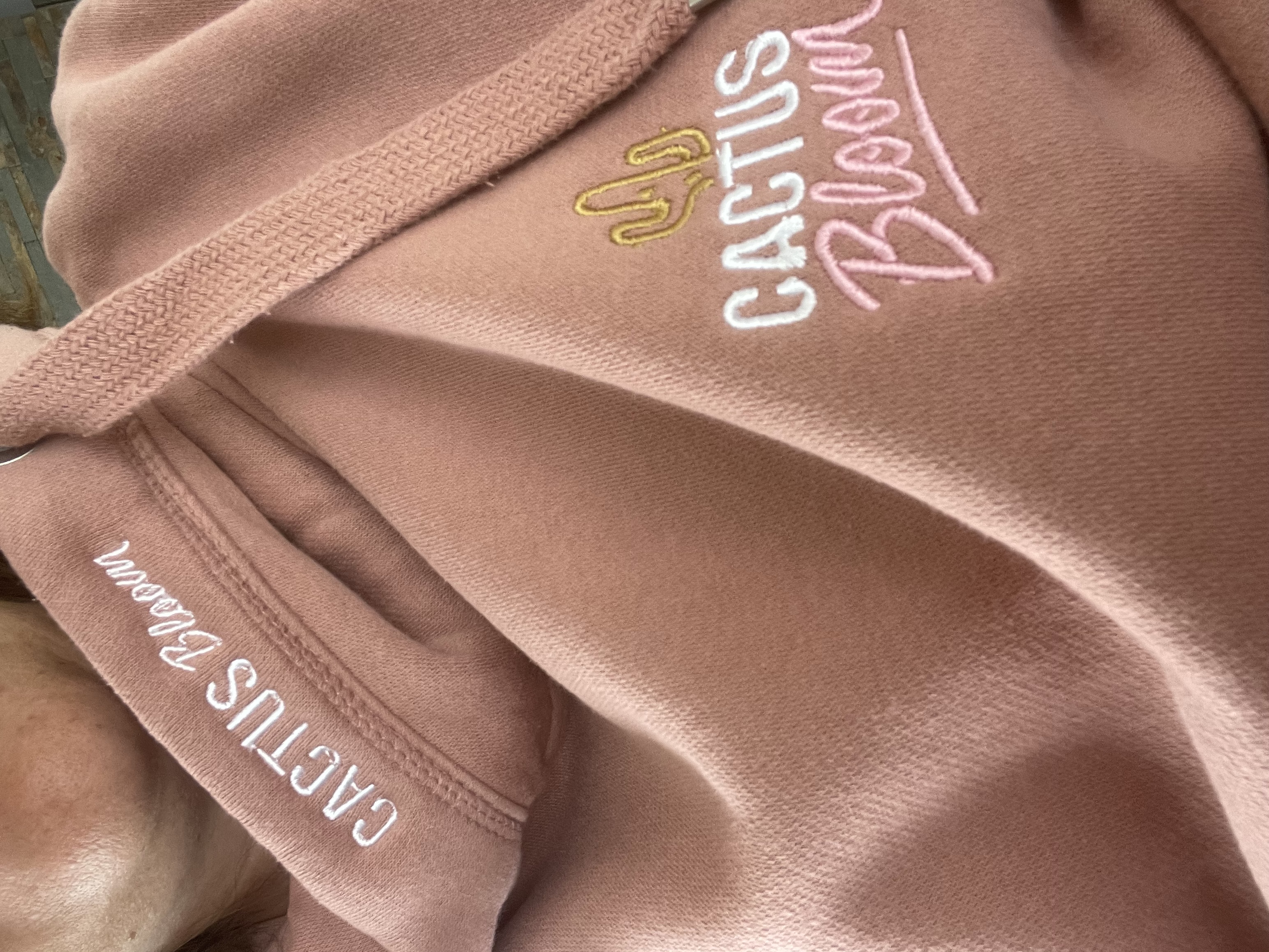 Hoodie à col croisé montant