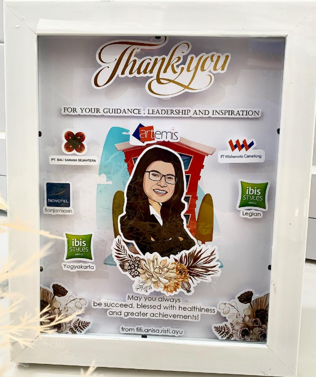 POP UP Photo Frame with your personalized Theme