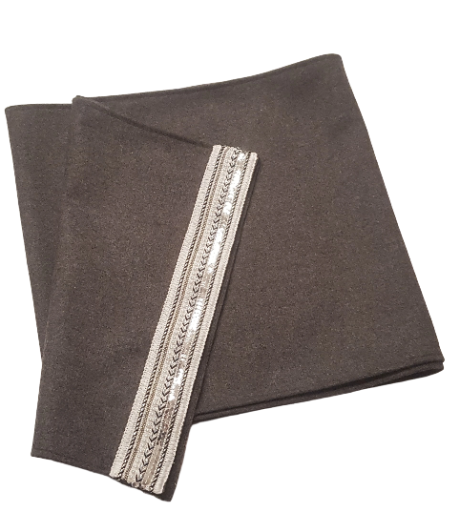 Grey white woolen scarf