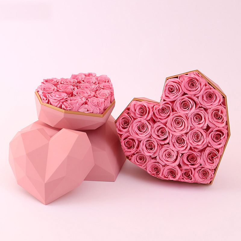 Diamond Heart Box