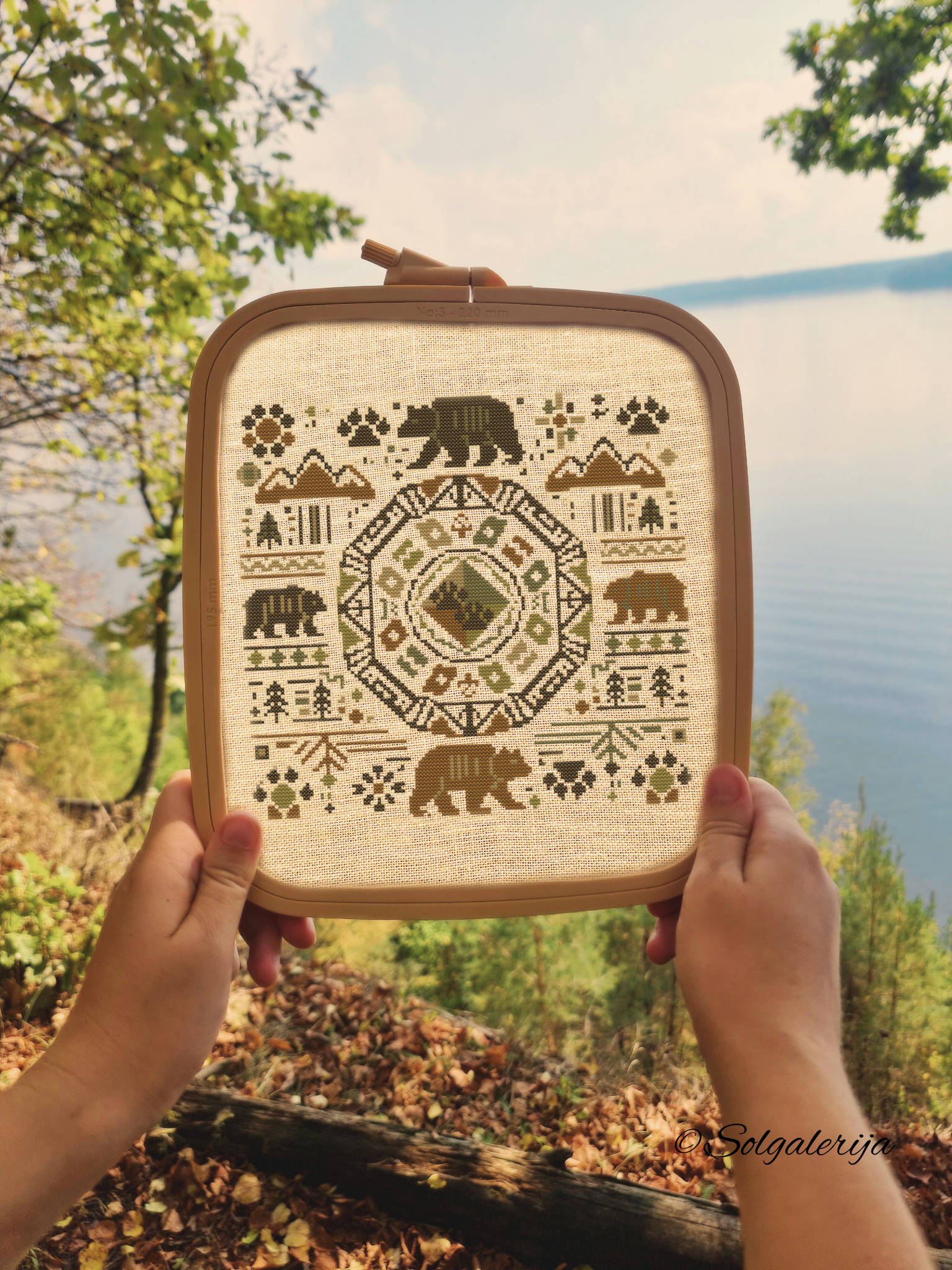 Siuvinėjimo kryželiu schema „Gamtos mandala" 