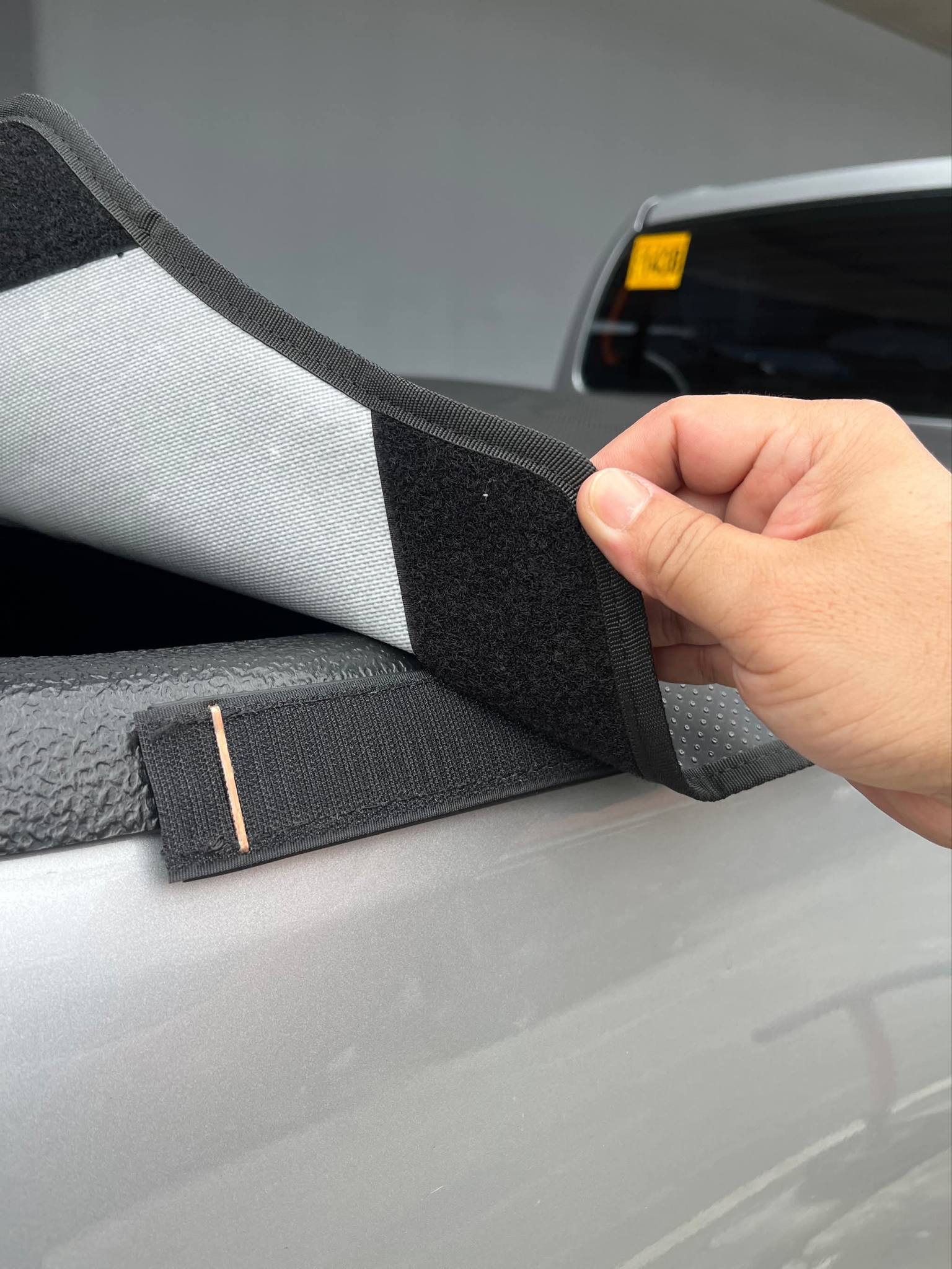 ARMOR SOFTCOVER VELCRO STRIP (for Slip-On Bedliner Type)