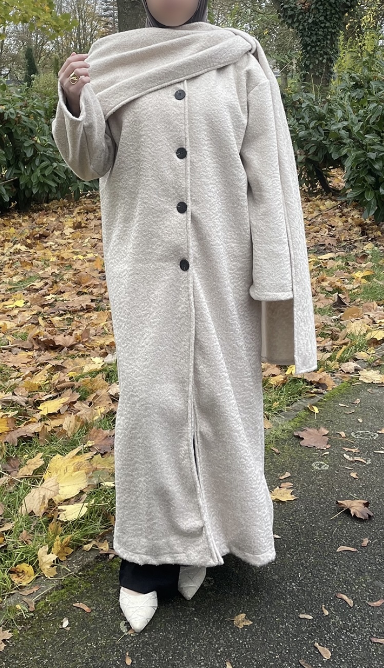 Manteau long avec écharpe 