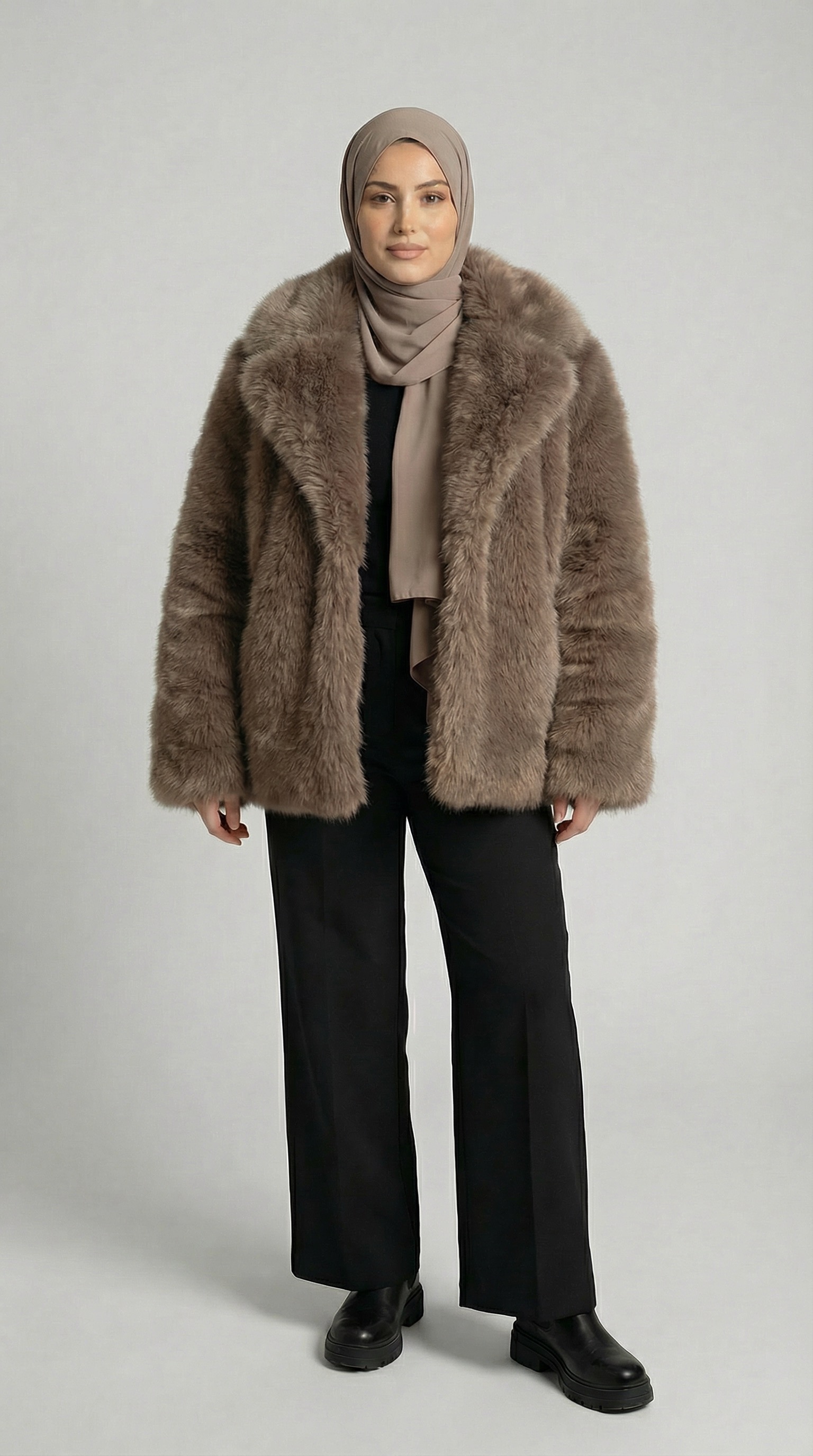 Manteau en Fausse Fourrure