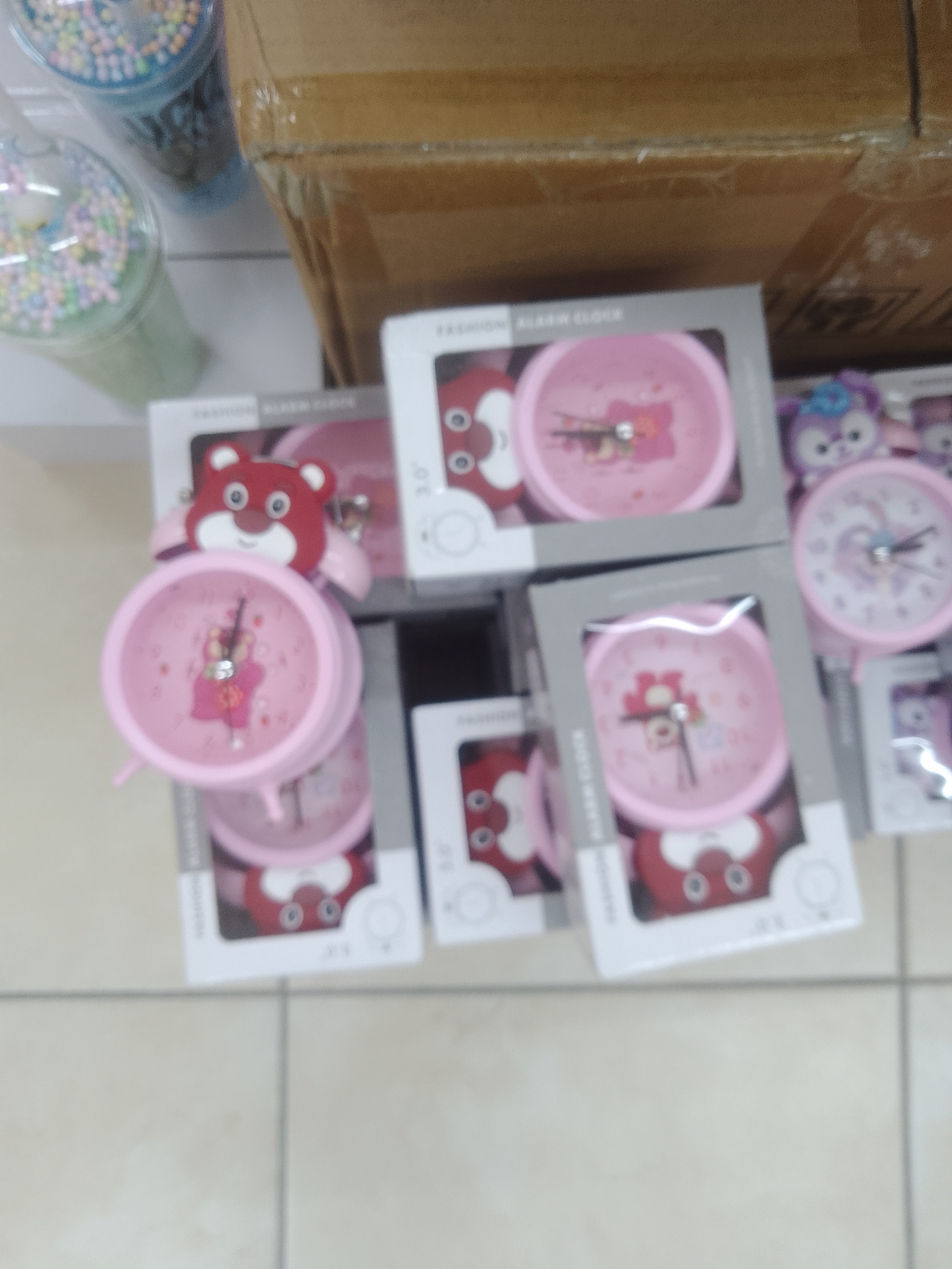 Pembe Alarmlı Saat