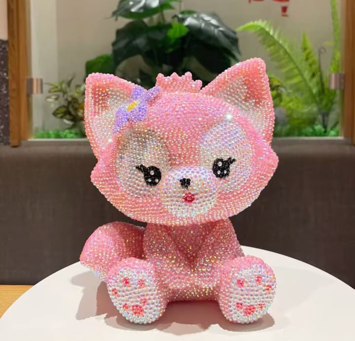 Pembe Kedi Elmas Dizme Figür 