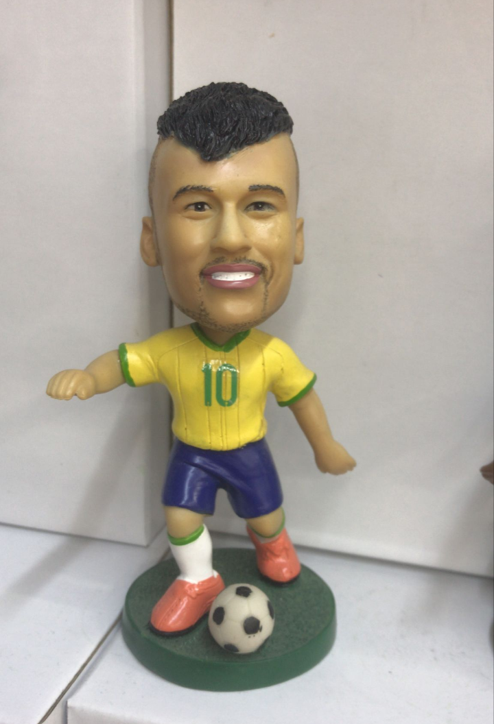 Neymar Sallanan Kafa Figür 