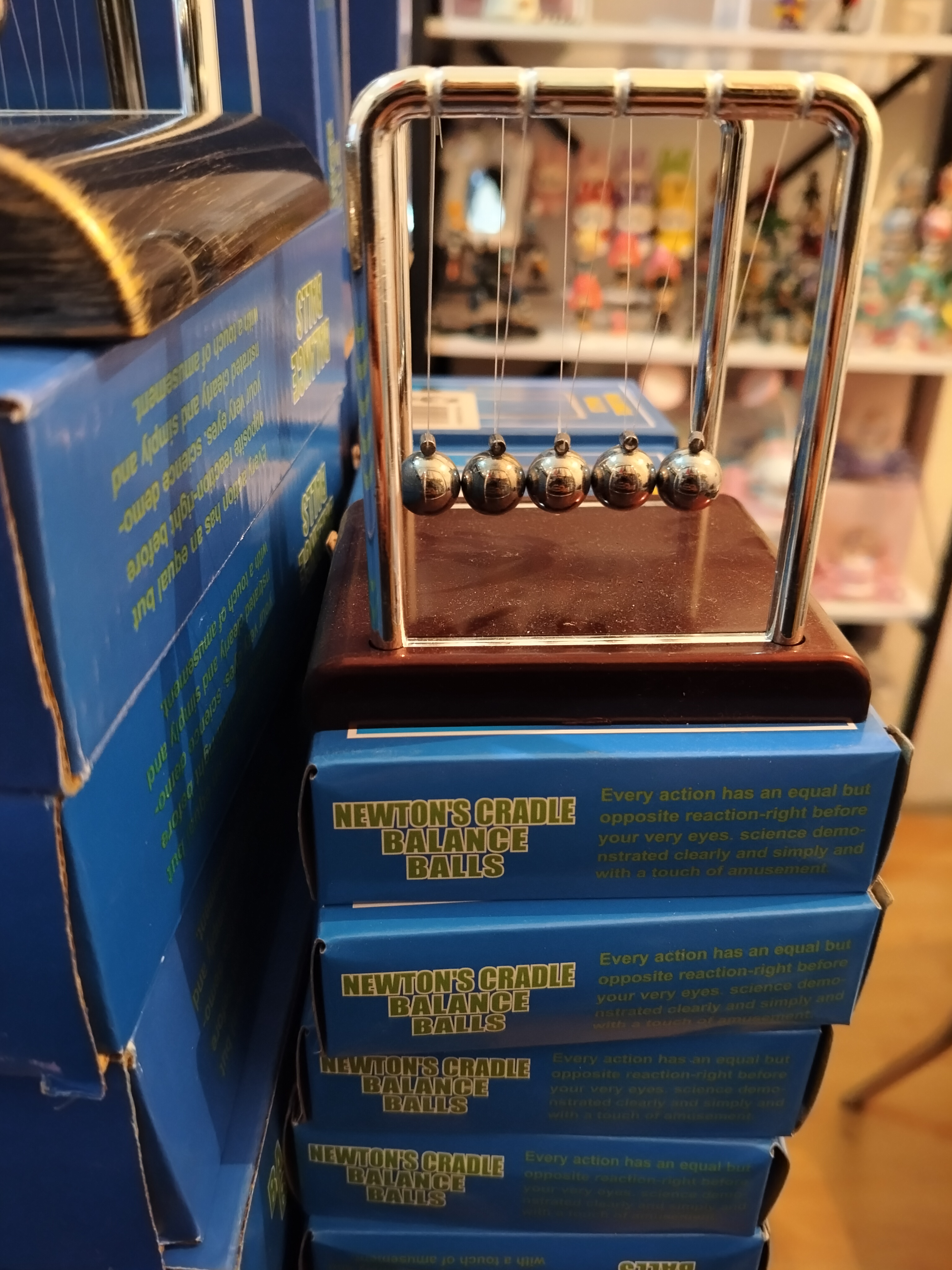 Newton'un Beşiği küçük