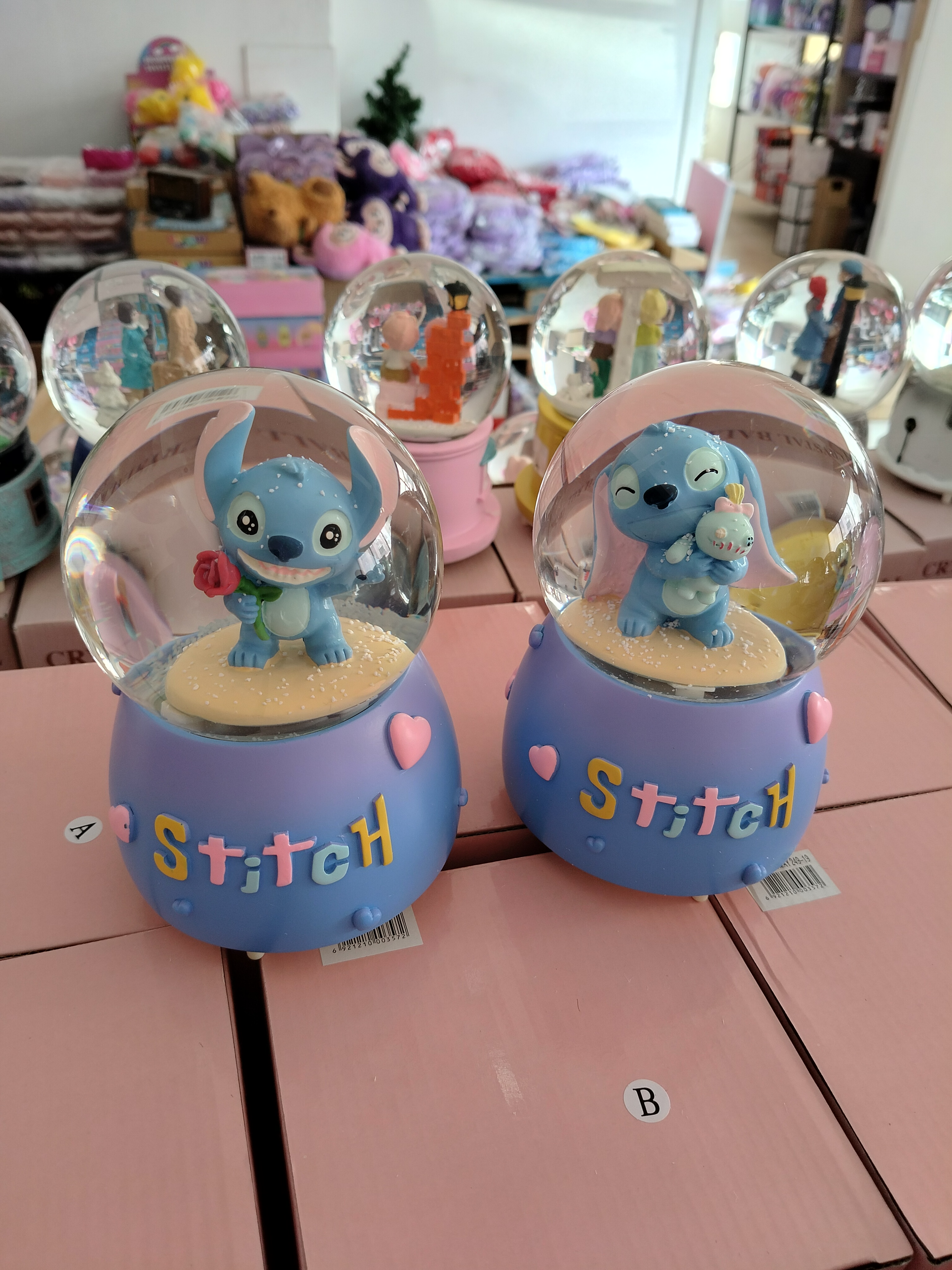 Stitch Kar Küresi üflemeli