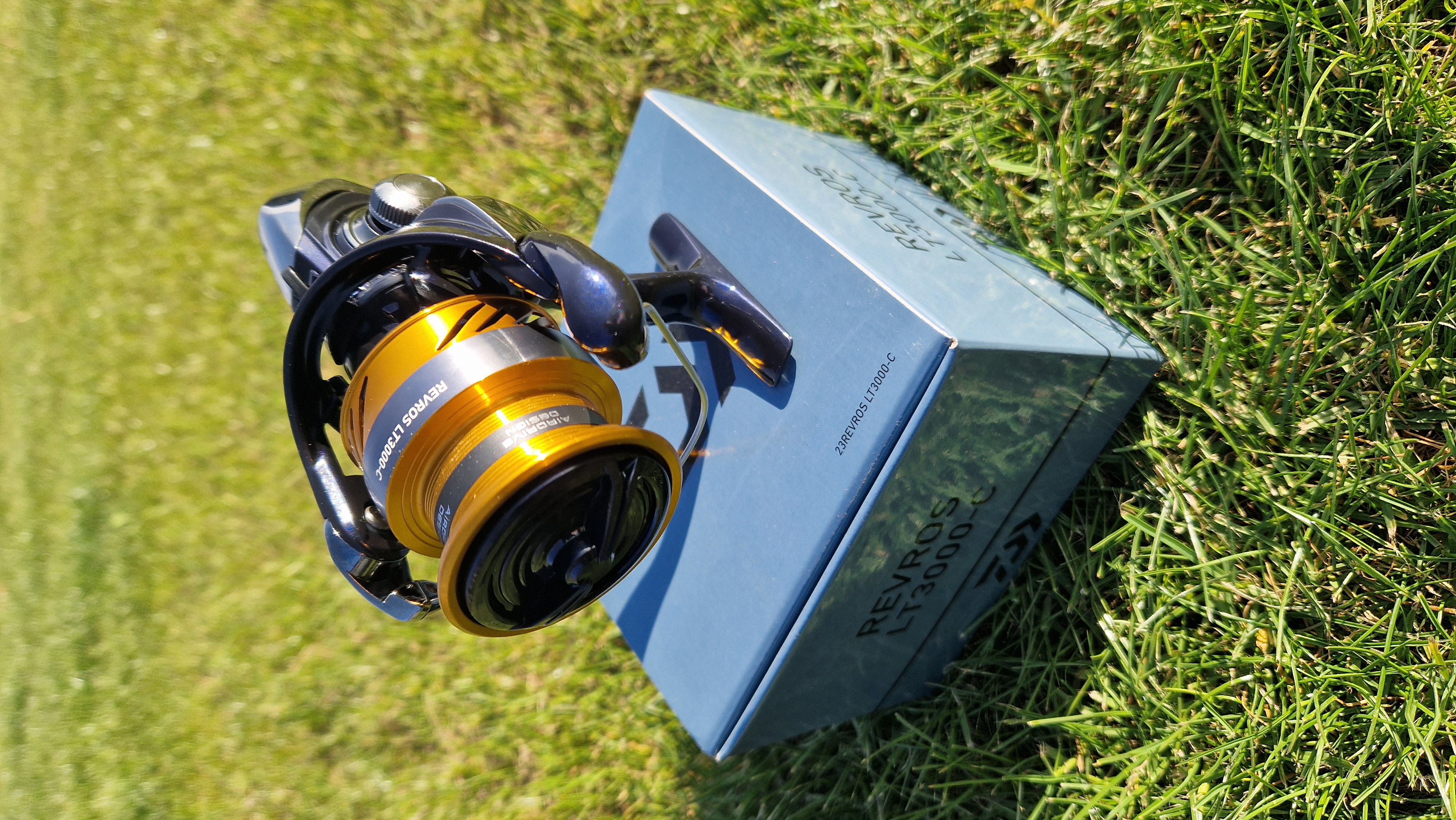 Daiwa 23 Revros LT3000-C