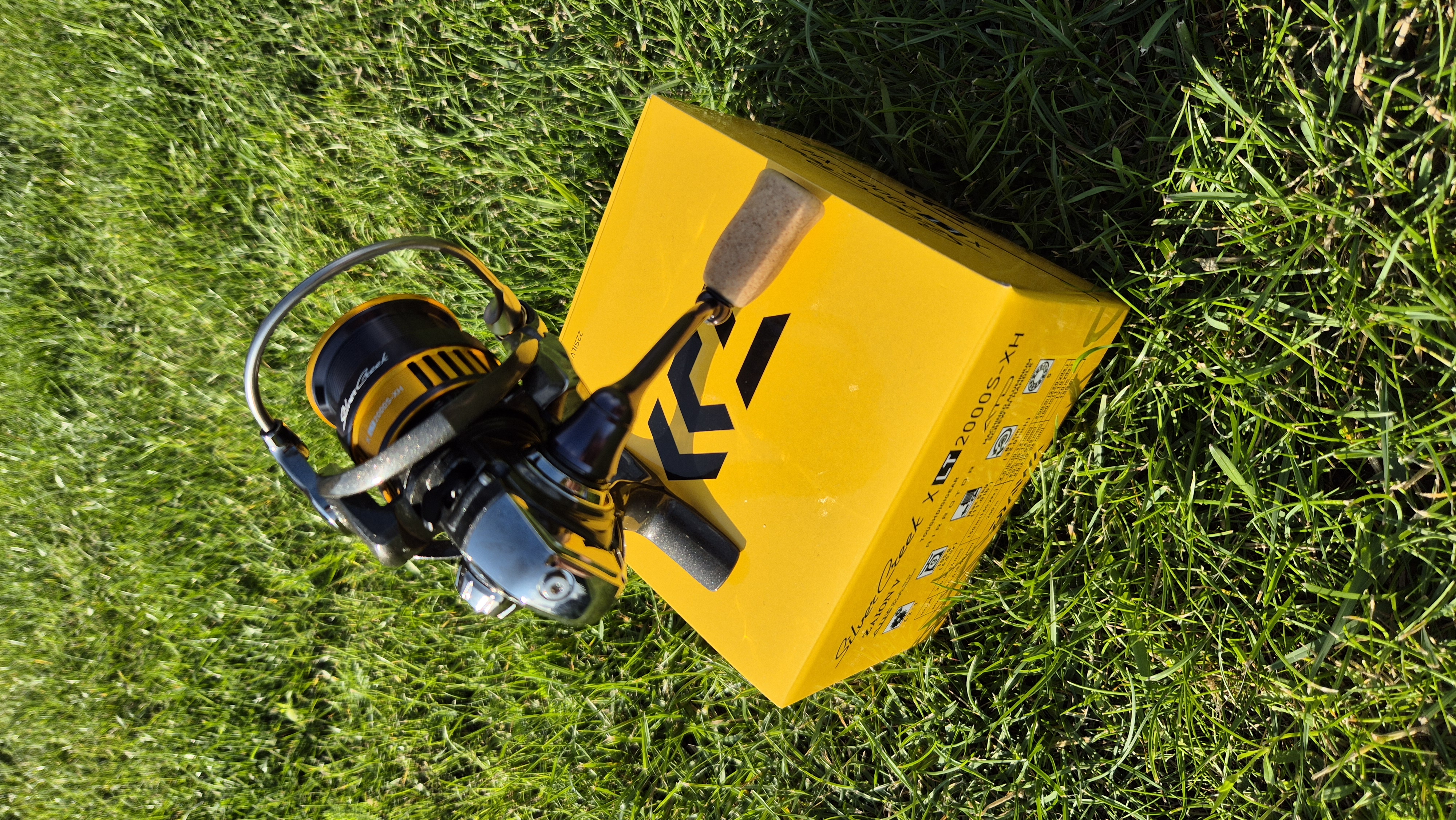 Daiwa 22 Silvercreek X LT2000S-XH