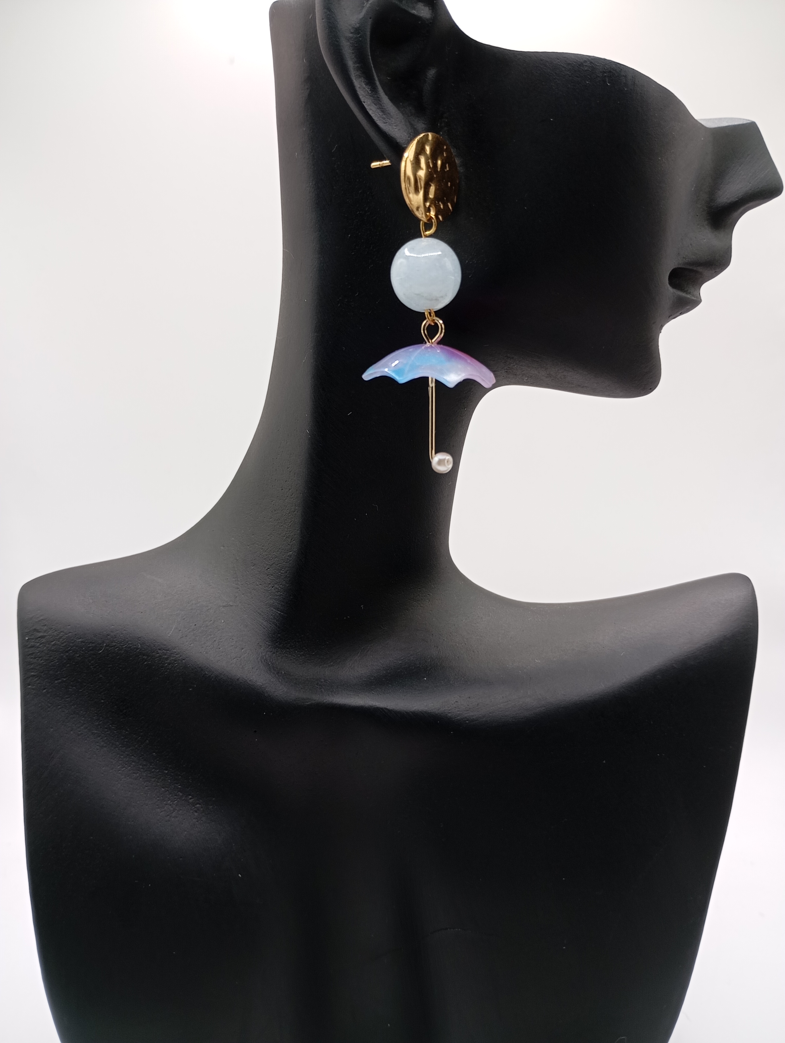Boucle d’oreille pendante parapluie