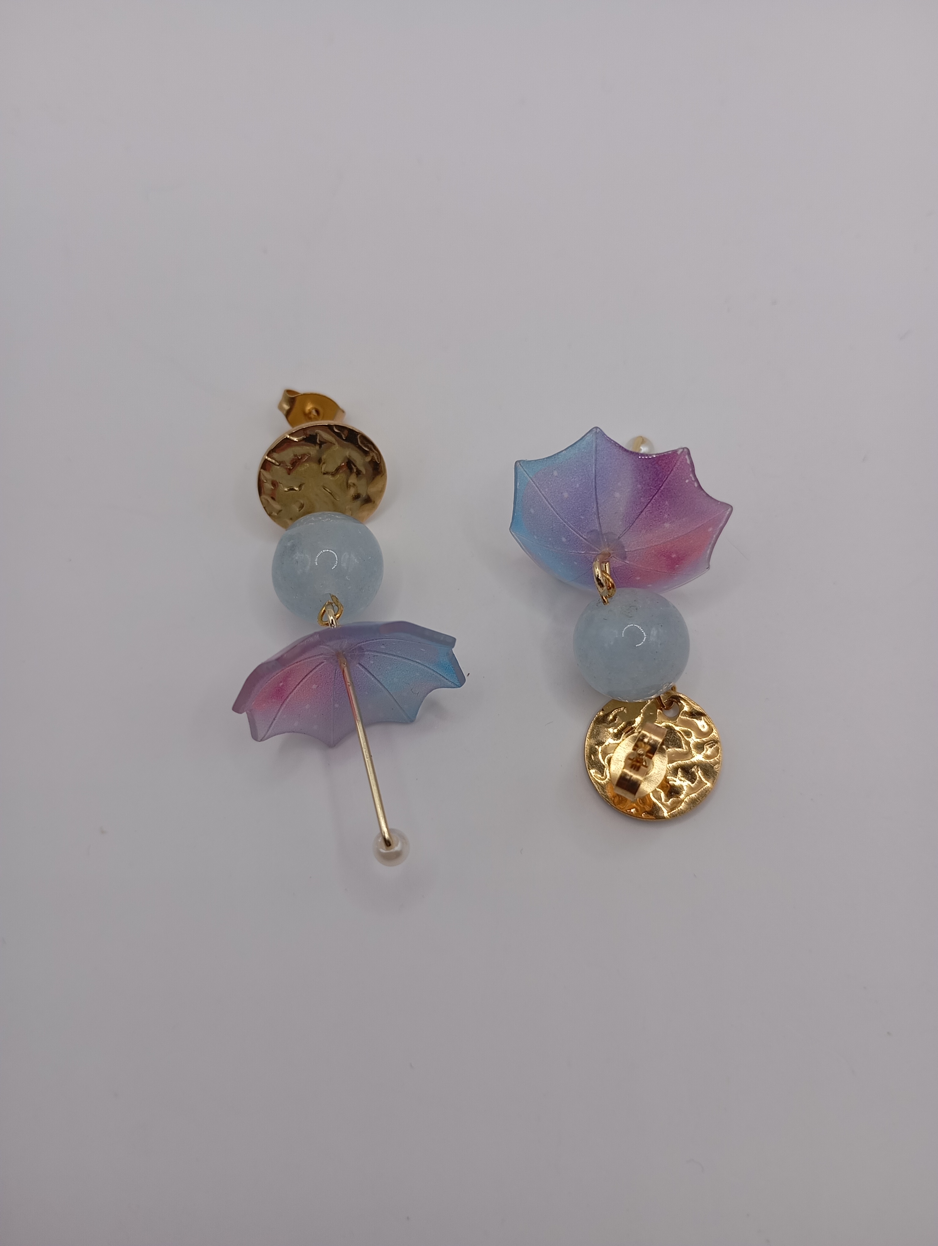 Boucle d’oreille pendante parapluie