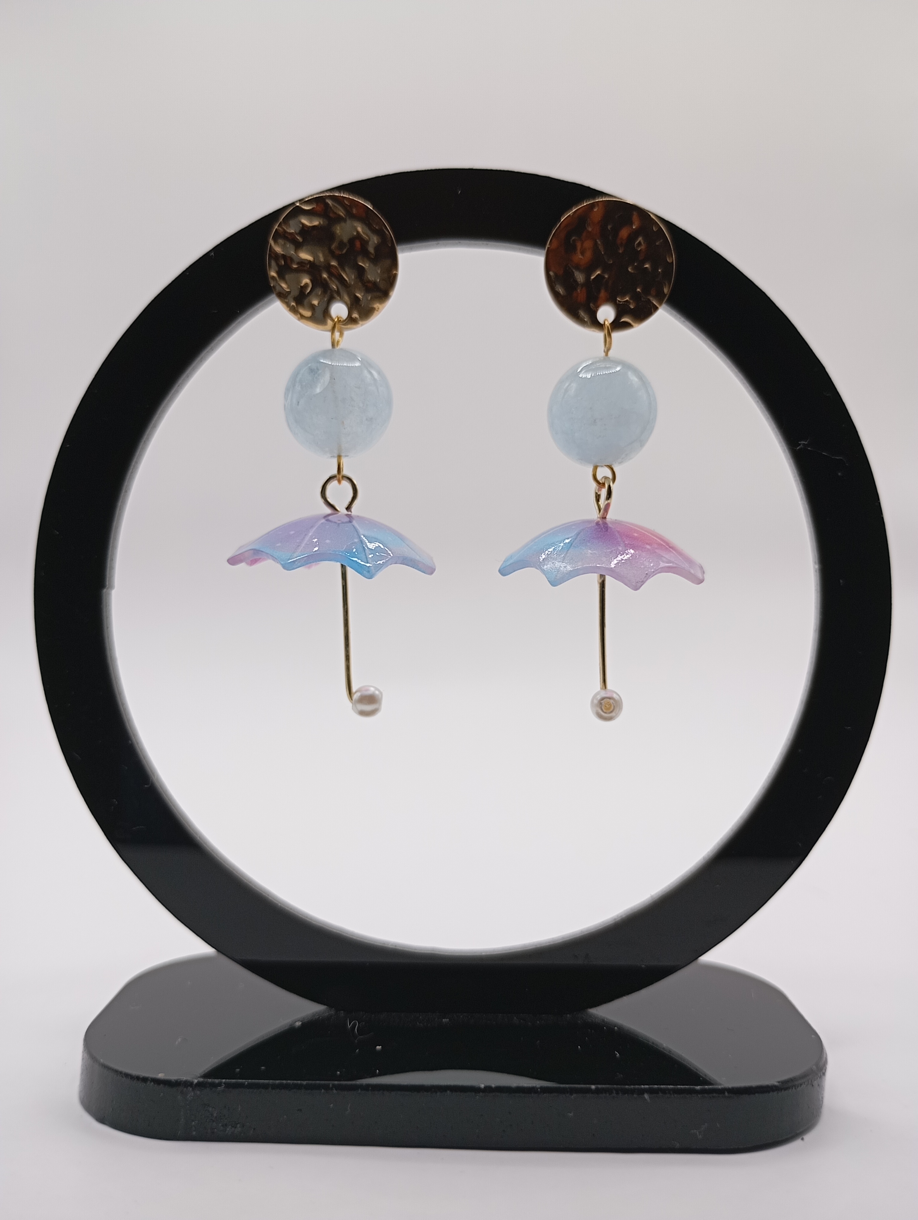 Boucle d’oreille pendante parapluie