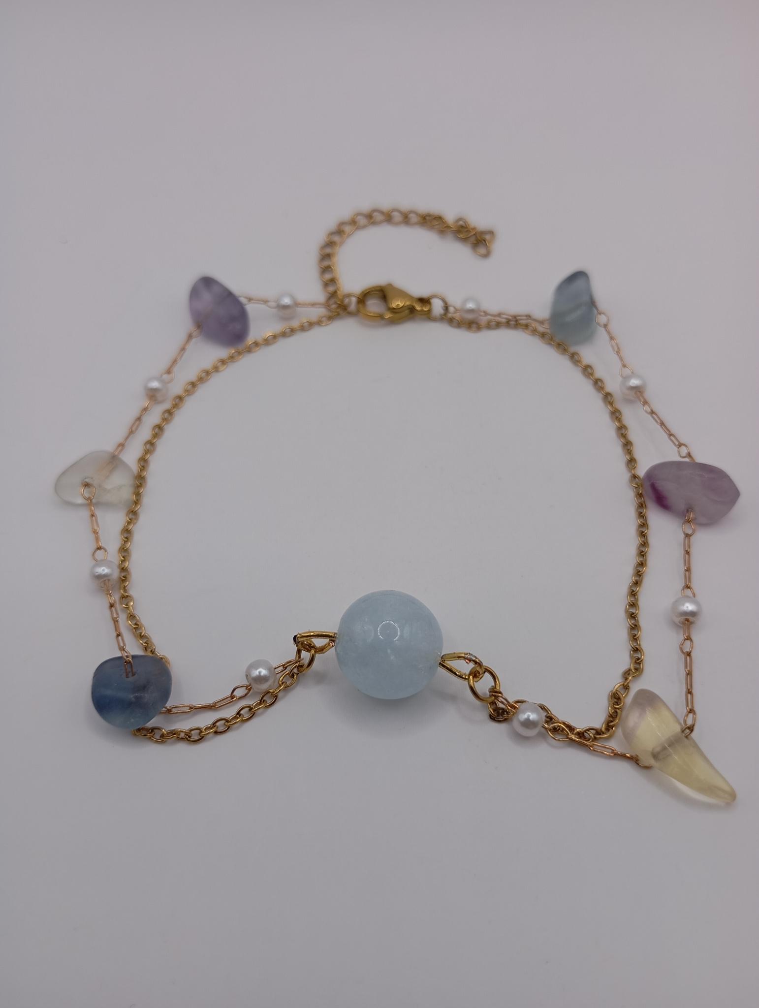 Bracelet cheville double chaine  avec des perles  chips en verre 