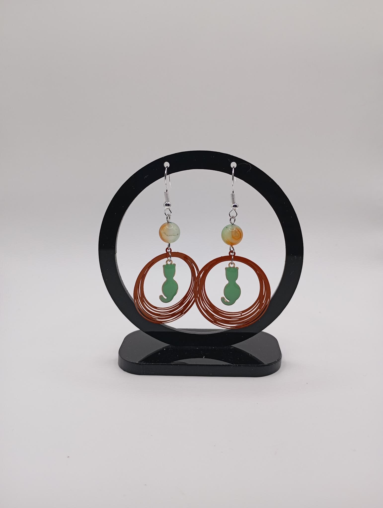 Boucles d'oreilles chat vert et cercle orange