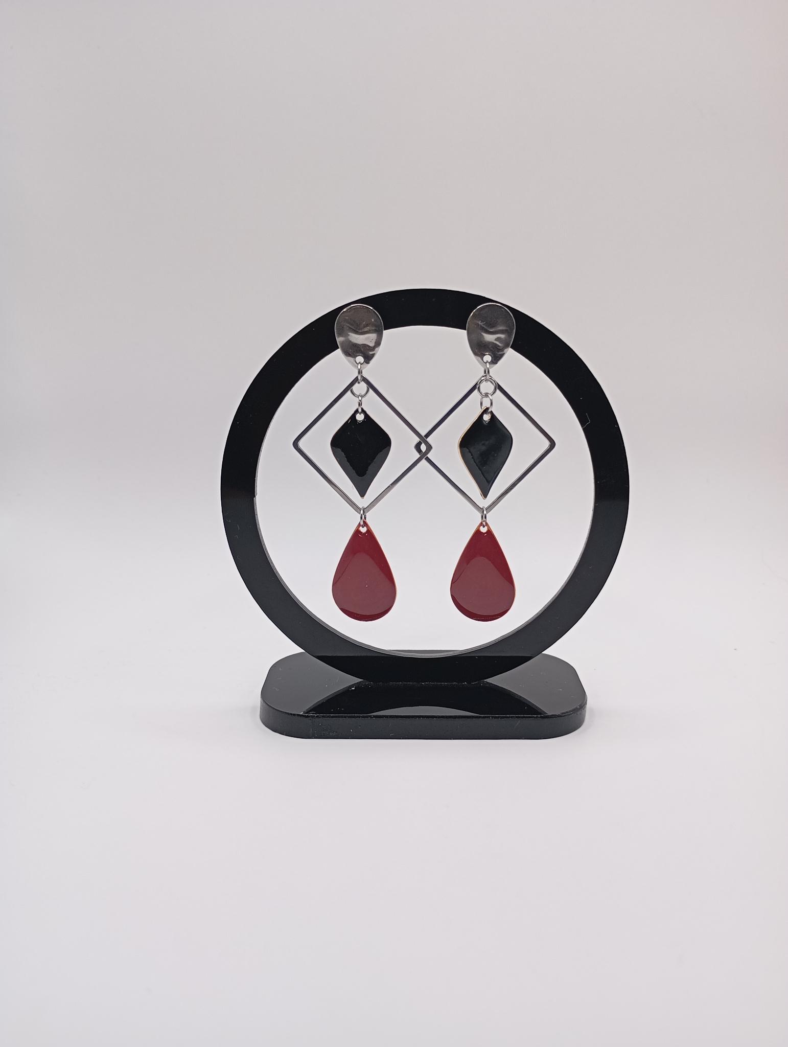 Boucles d'oreilles  en rouge & Noire