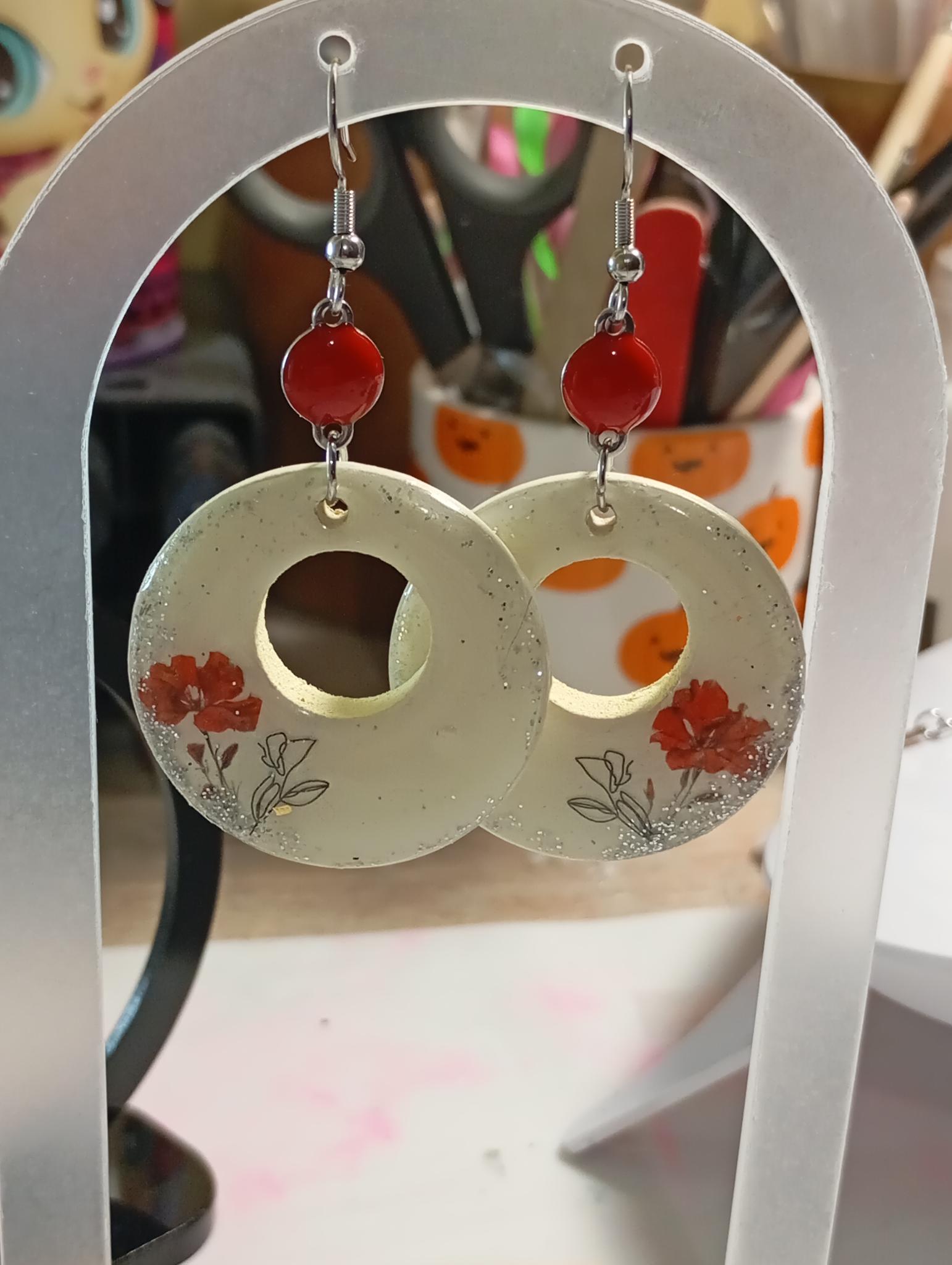 Boucles d'oreilles bois  rondes fleuries