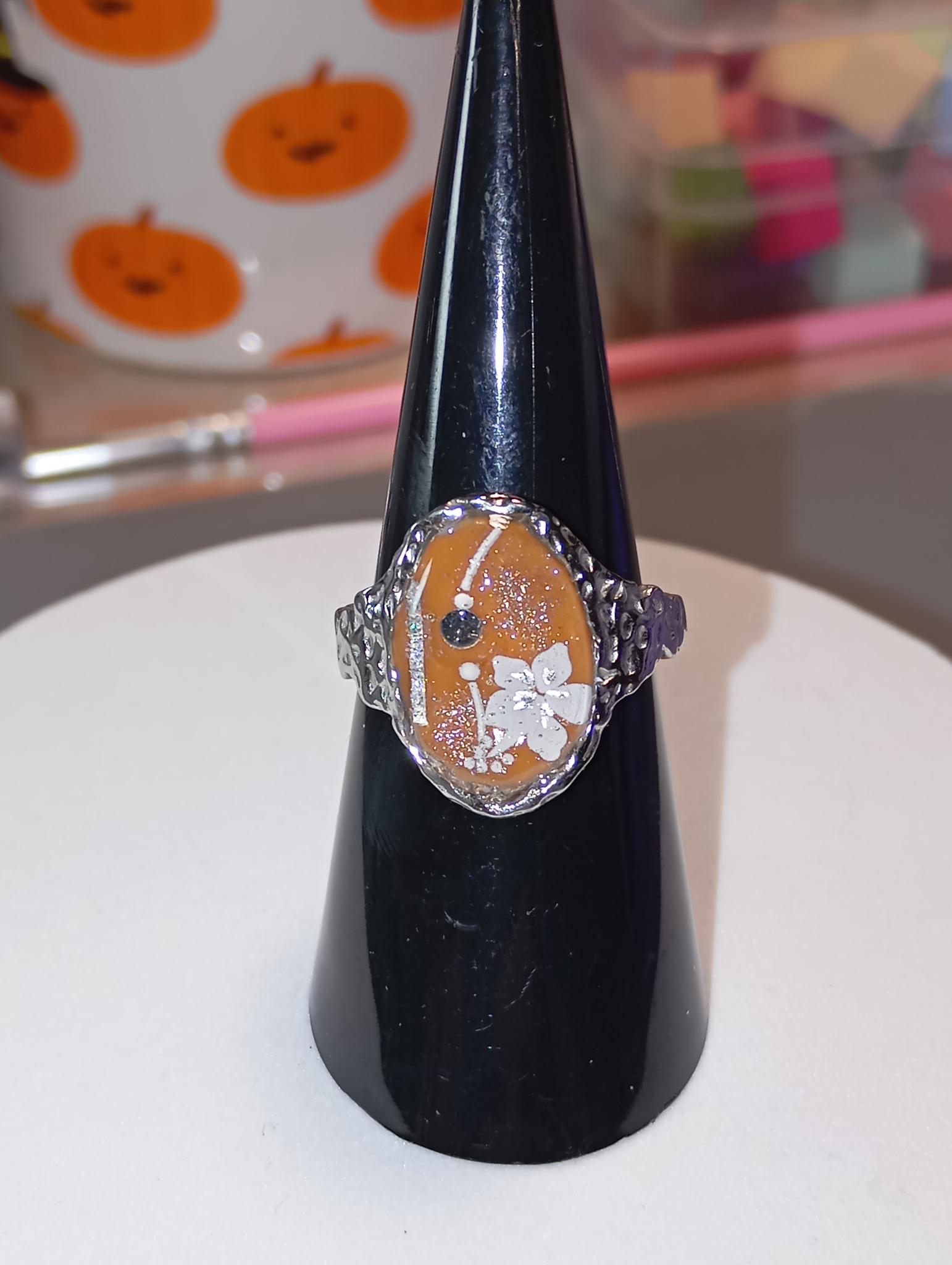 Bague artisanale en résine