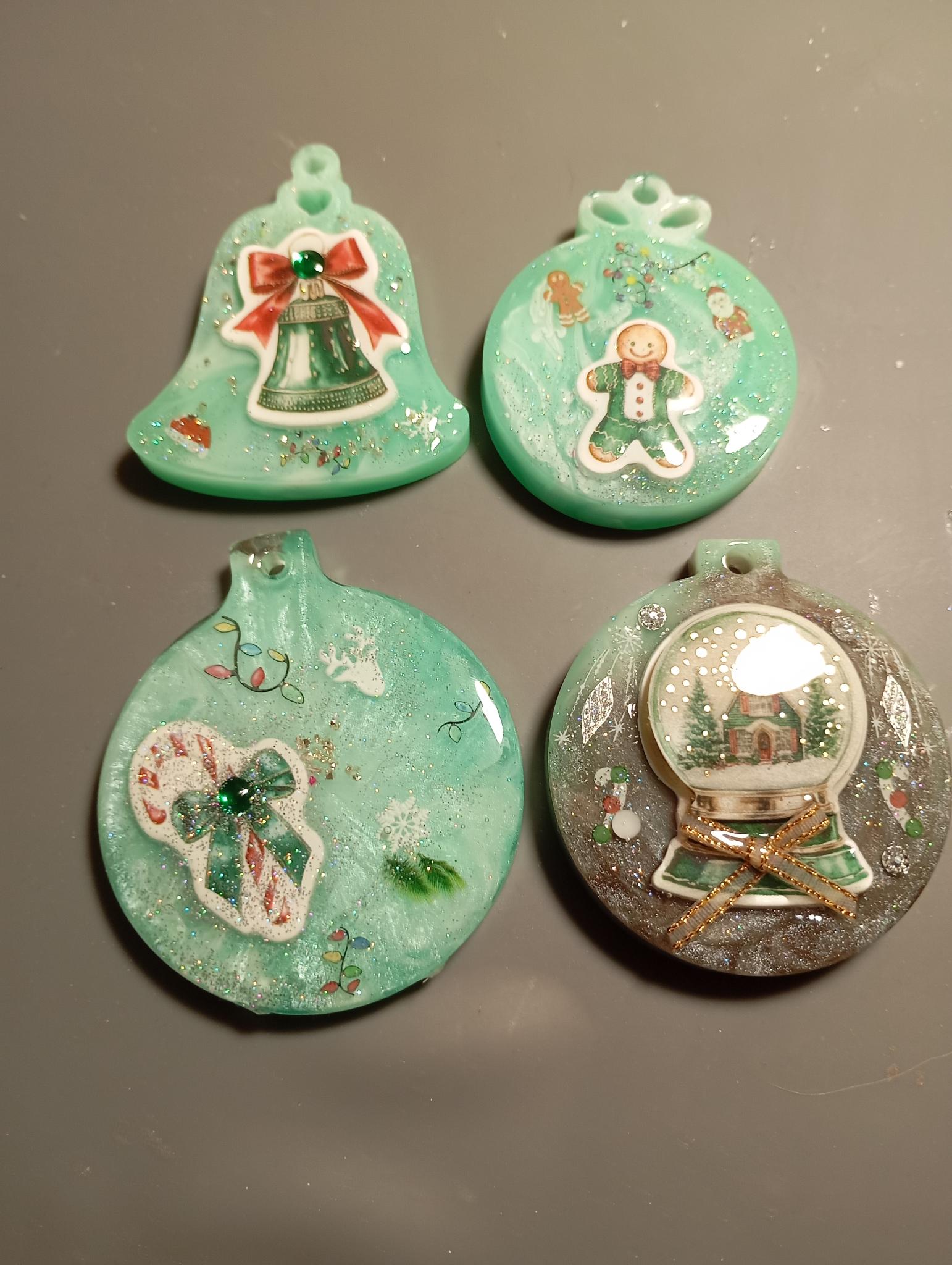 Décorations de Noël en résine à personaliser vendu à l'unité