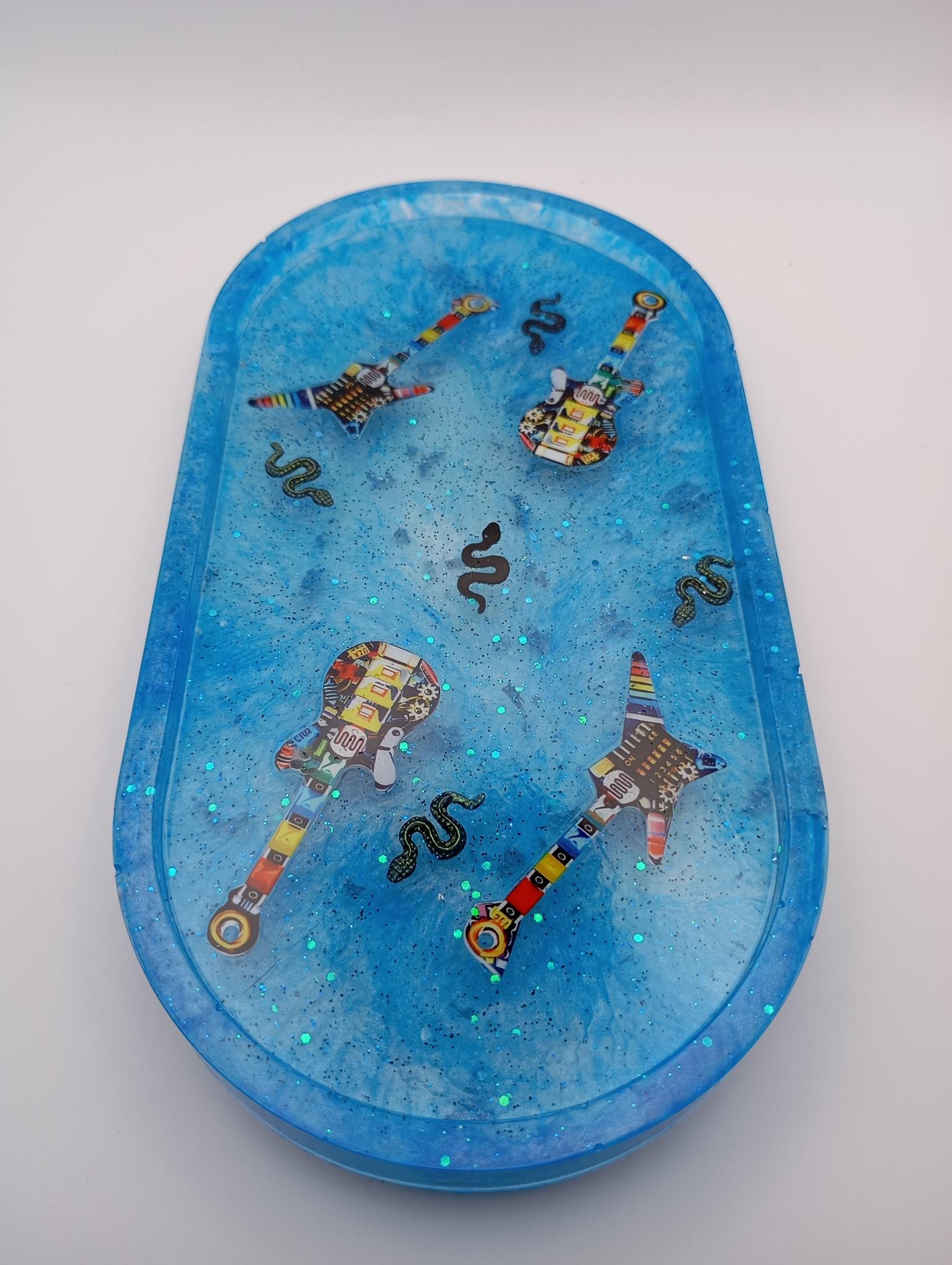 vide poche  décorative guitare et serpent