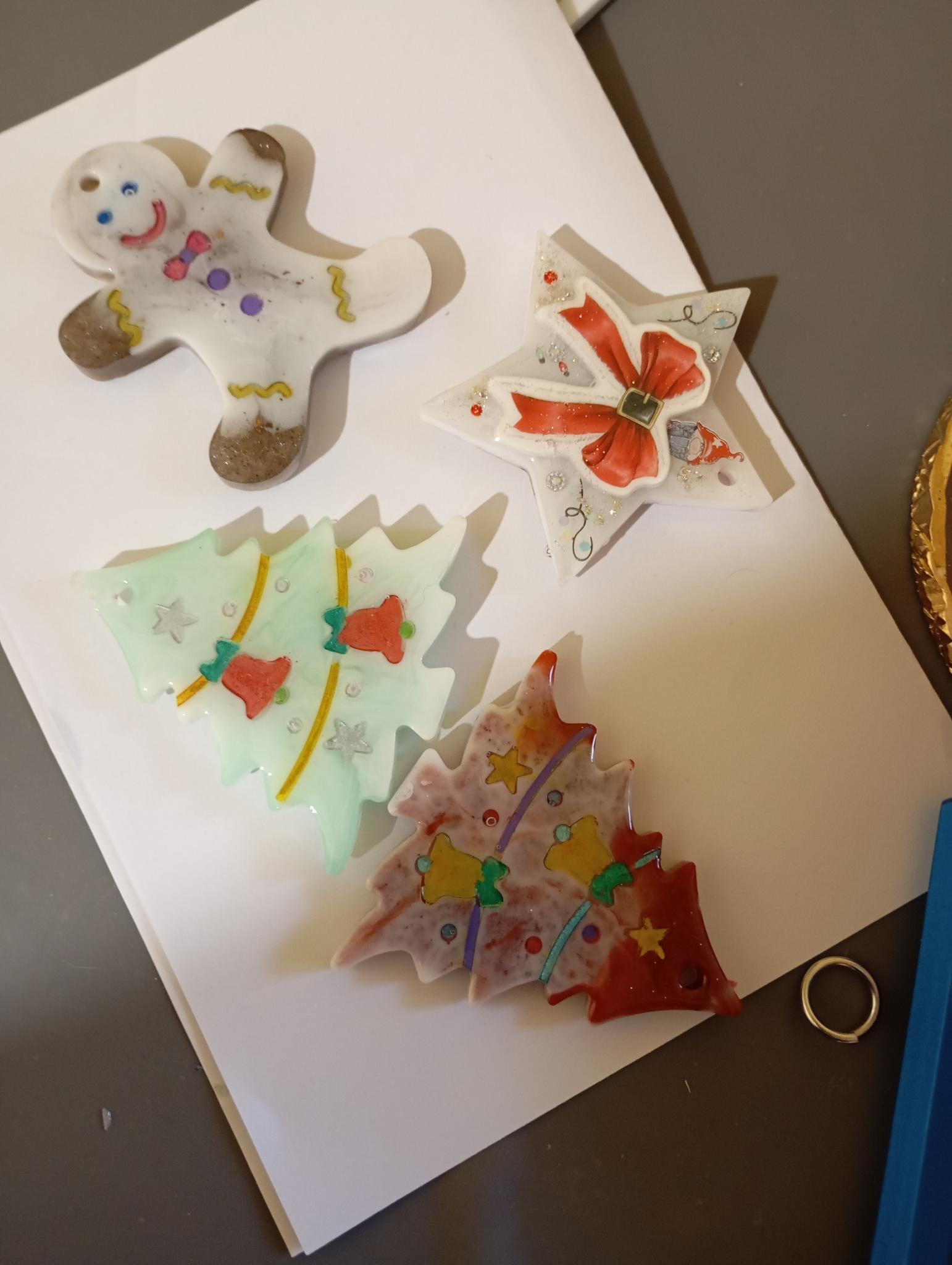 lot de 4 Décorations de Noël en résine 