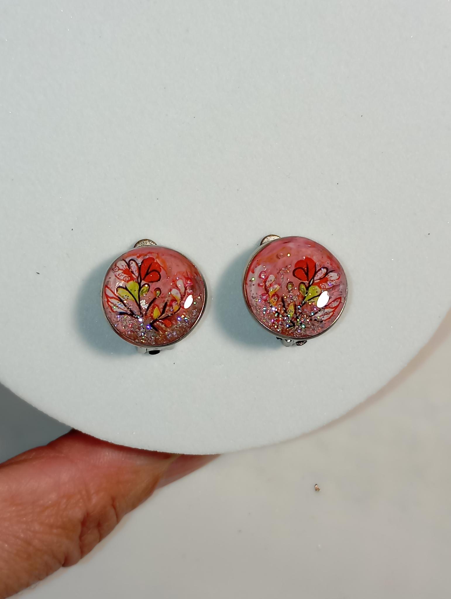 Boucles d’oreilles rondes résine florale Pour Laurina